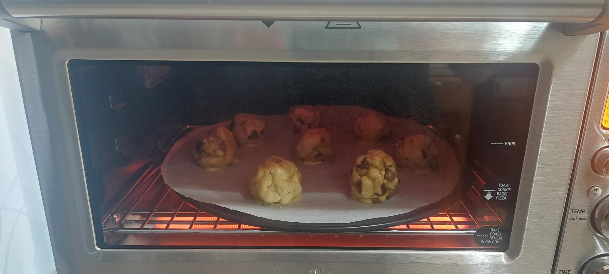 Breville BOV845BSS Smart Oven Pro, Brushed Stainless Steel - 10 cooking functions with convection reducing cook time by up to 30% customer photo 2