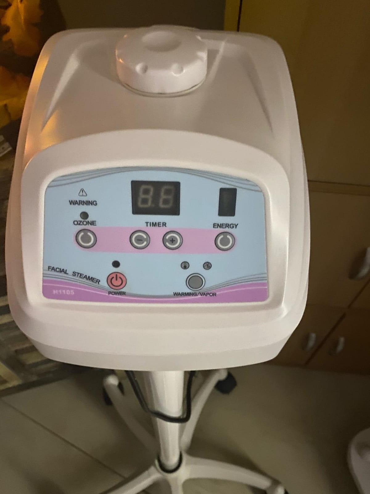 SKINACT Elite Digital Facial Ozone Steamer, Professional Facial Steamer with Digital Timer, Ozone Function, Adjustable Arm, Aromatherapy Cartridge, 750W, Silent Operation customer photo 1