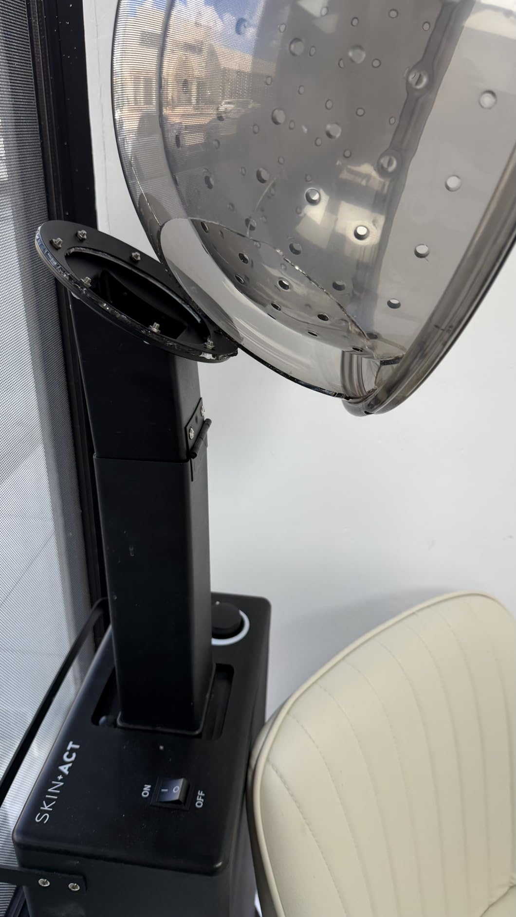 SKINACT Hooded Conditioning Hair Dryer 1150W with Stand, 60-Minute Timer, Temperature Adjustable, Angle & Height Adjustable Downdraft Hood customer photo 1
