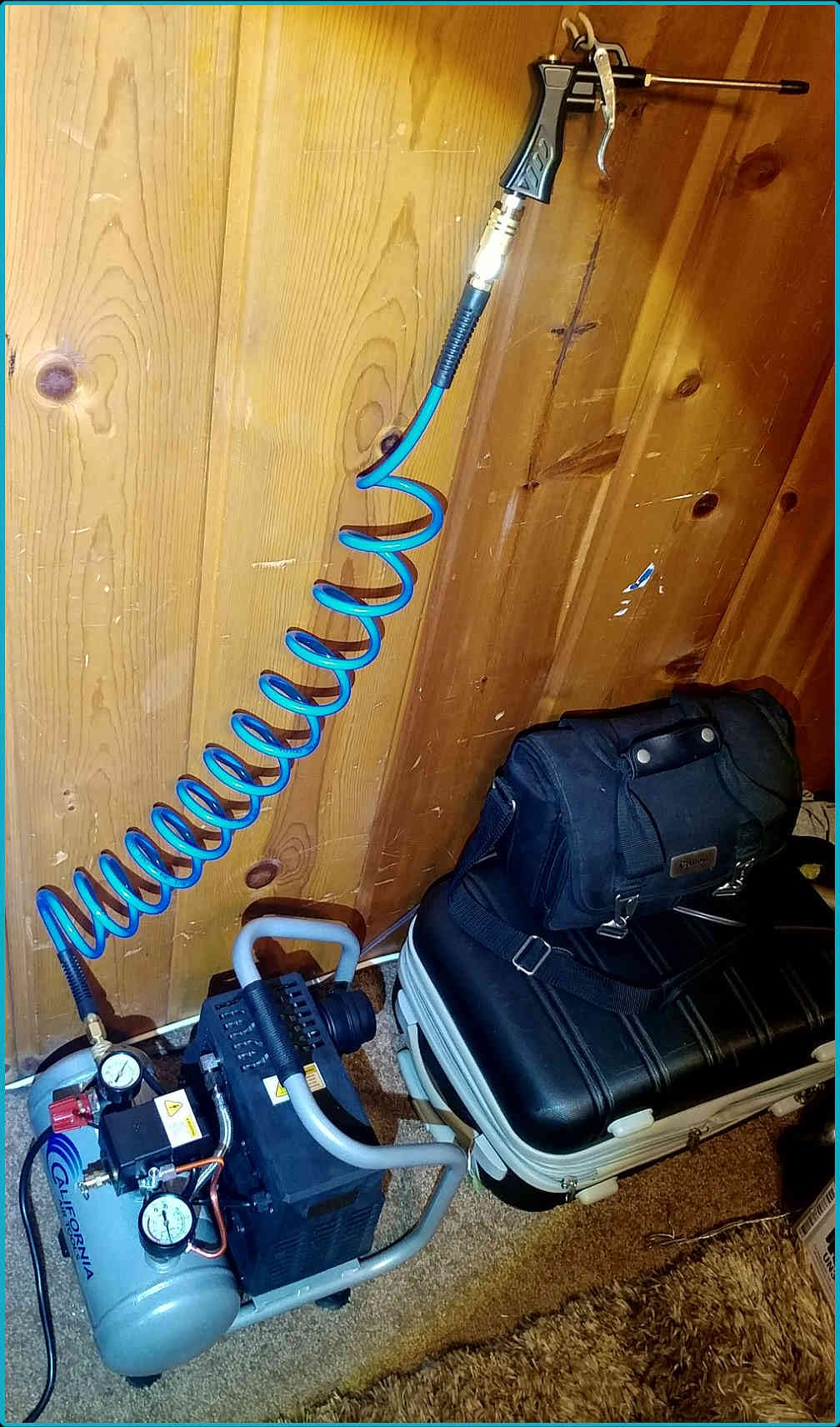 California Air Tools CAT-1P1060S Light & Quiet Portable Air Compressor, Ultra Quiet, Oil-Free, 1 Gallon Steel Tank, .6 HP, 56 dBA Noise Level customer photo 1