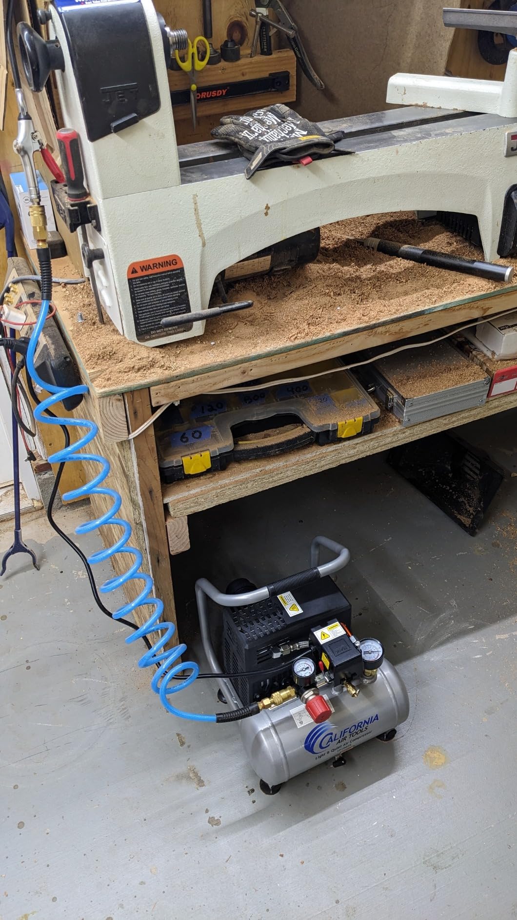 California Air Tools CAT-1P1060S Light & Quiet Portable Air Compressor, Ultra Quiet, Oil-Free, 1 Gallon Steel Tank, .6 HP, 56 dBA Noise Level customer photo 2