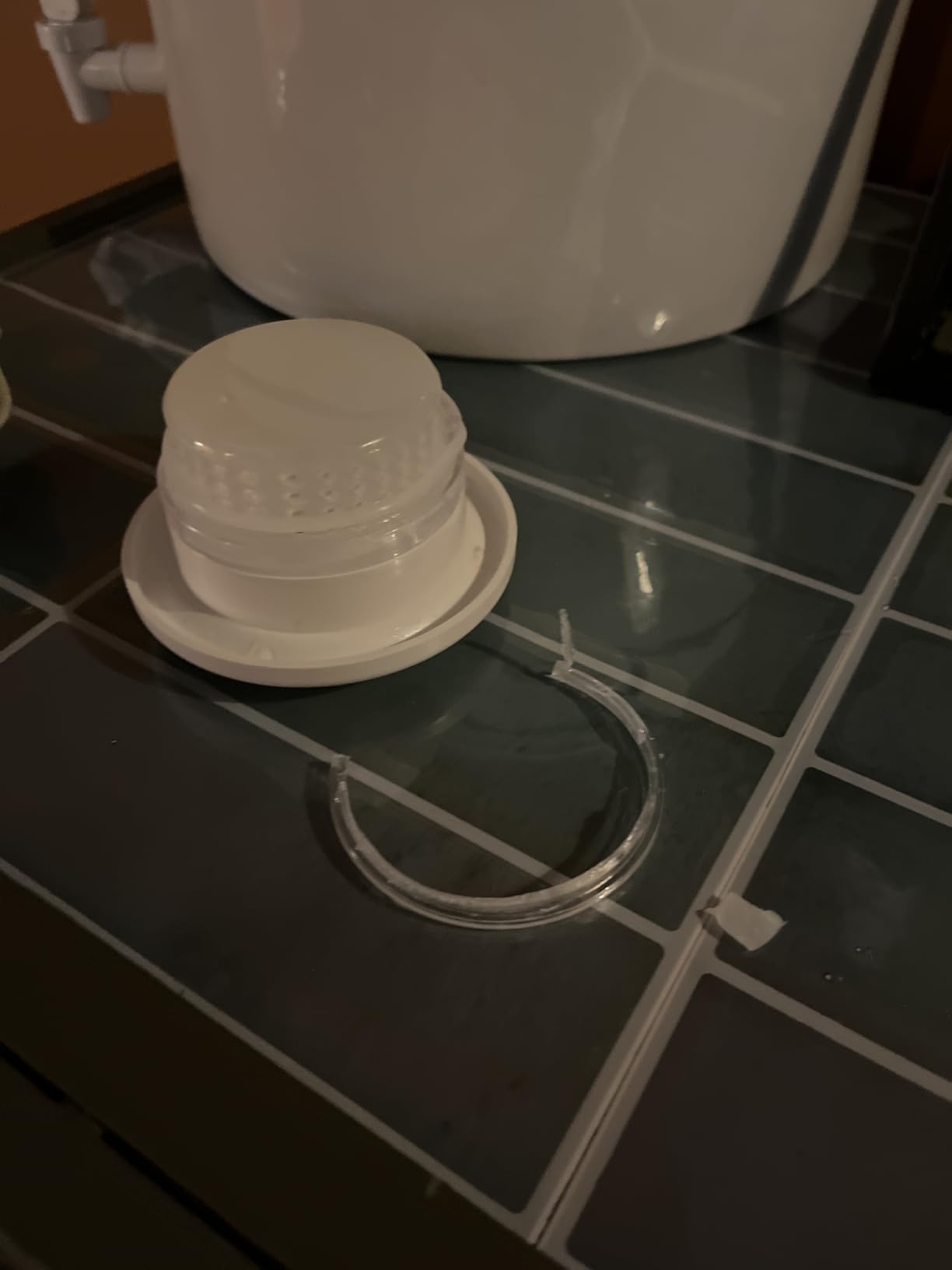 Facial Ozone Steamer 4 in 1 with Magnifying LED Light, High Frequency and Galvanic Aroma Therapy by SKINACT customer photo 1