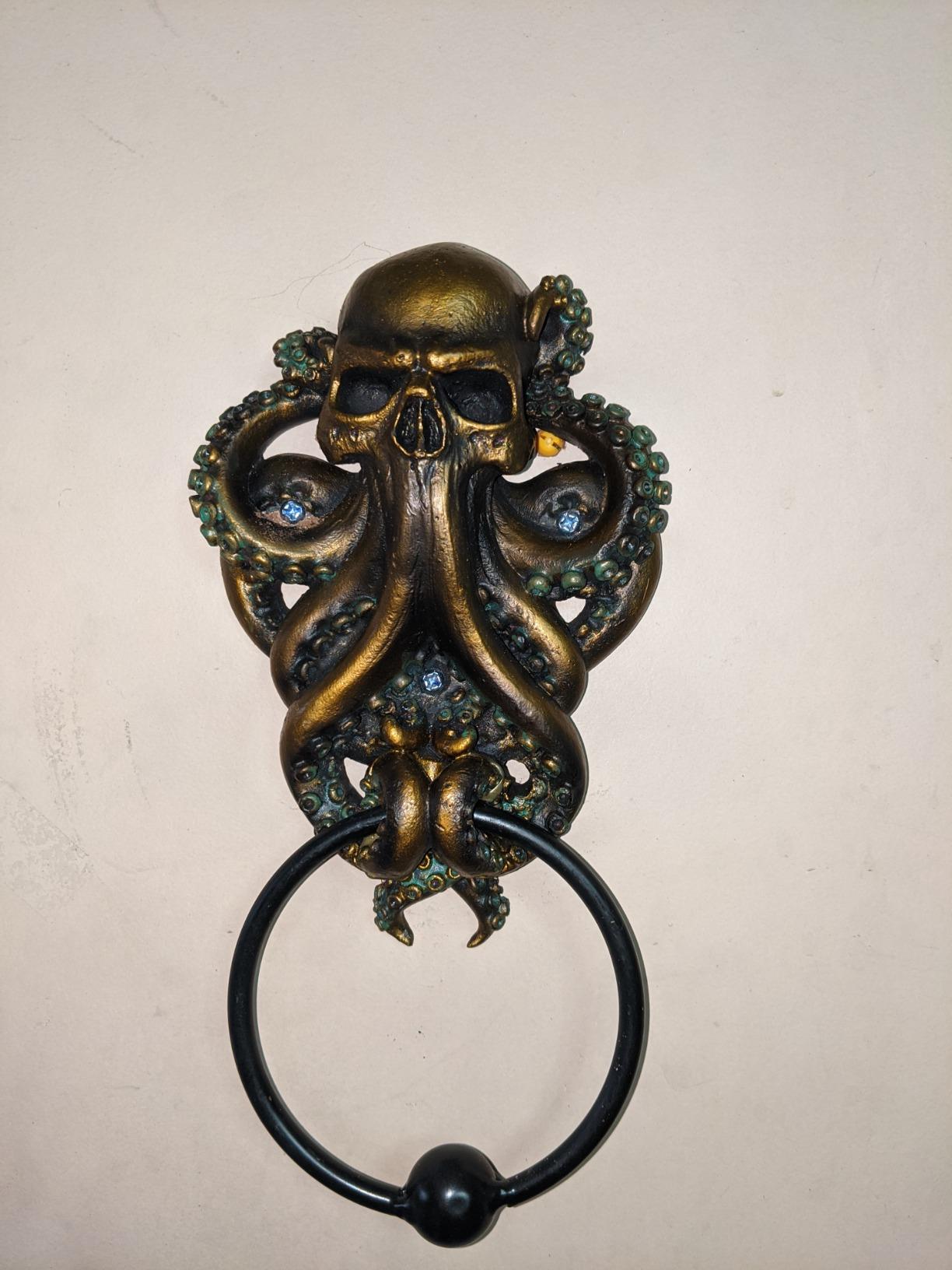 Pacific Giftware Decorative Octopus Skull Monster Resin Door Knocker with Cast Iron Knocker Wall Sculpture customer photo 2