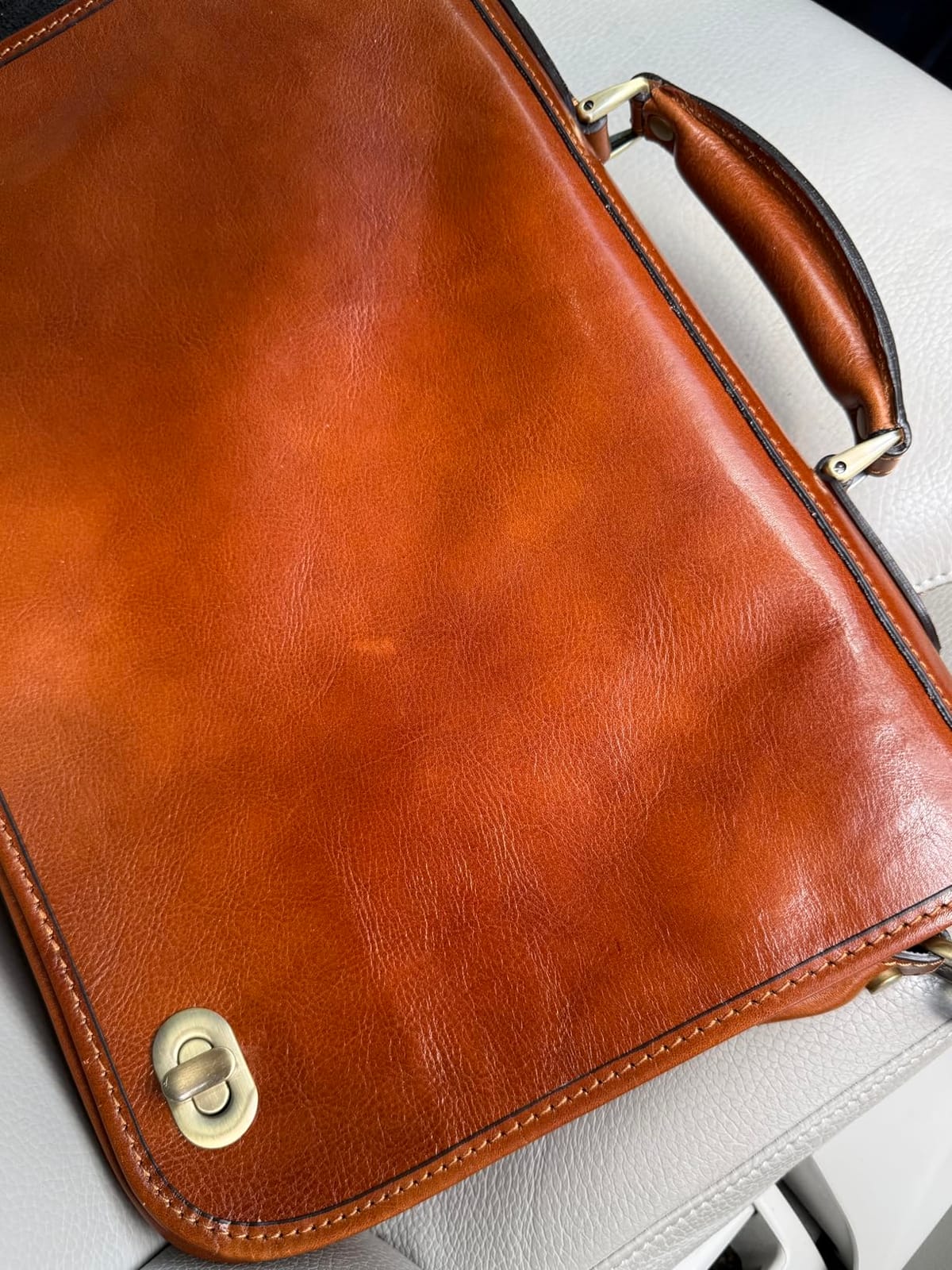 Time Resistance Leather Briefcase for Men - Italian Full Grain Leather Laptop Bag - Messenger Bag - Gift Box Included customer photo 2