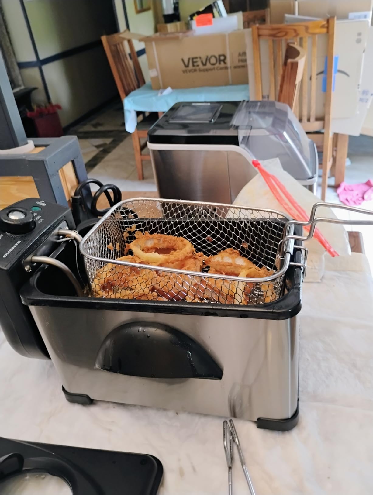 OVENTE Electric Deep Fryer, 2L Capacity, 1500W, Silver FDM2201BR | Lid w/ Viewing Window and Odor Filter, Adjustable Temperature, Removable Frying Basket and Easy to Clean Stainless Steel Body customer photo 1