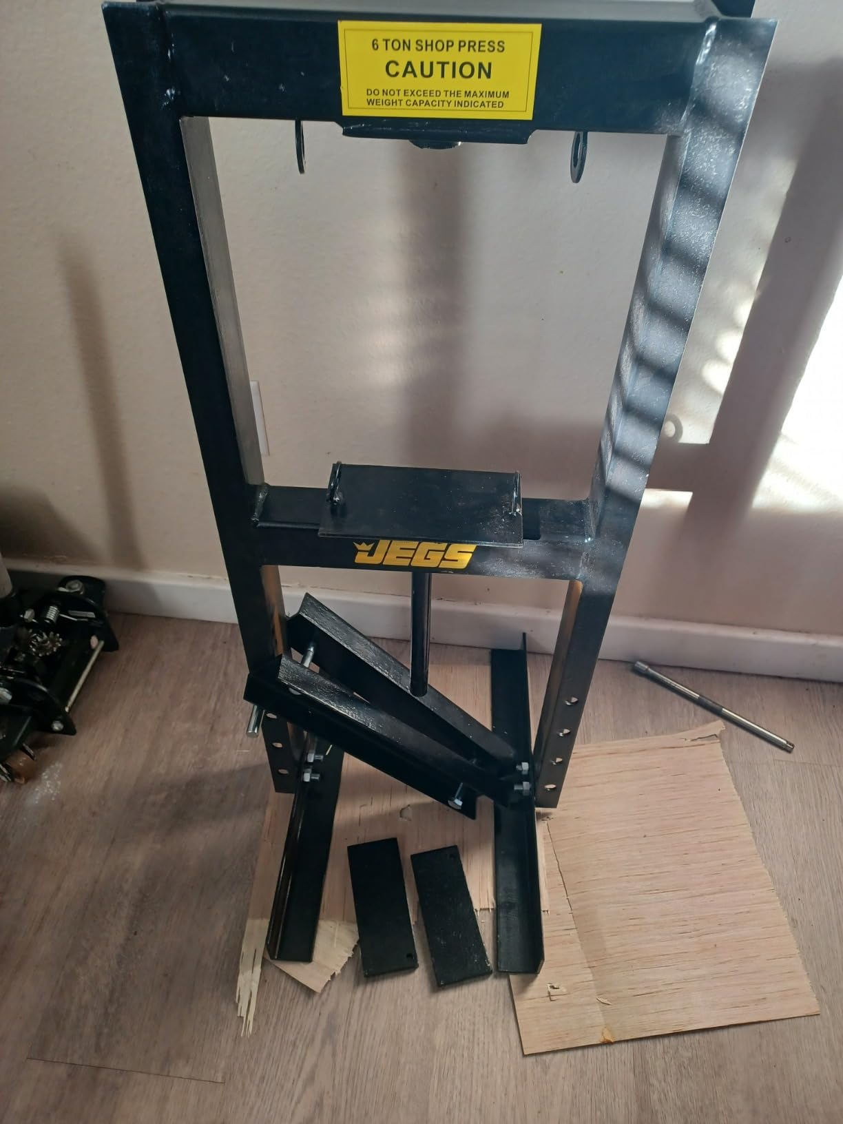 Hydraulic Shop Press [6-Ton] | 6-Ton, Bench Top Mount, Bed Working Range: Up to 18 in, Overall: 15.375 in. W x 19.75 in. D x 36.5 in. H, Weight: 60 lbs customer photo 2