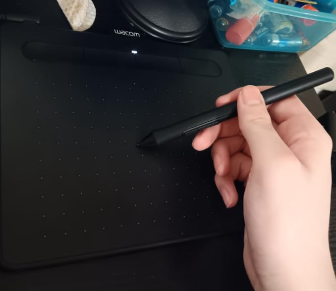 Wacom Intuos Small, Wired Graphic Drawing Tablet with Pen + Software | Battery-free pen, 4 ExpressKeys, works with Mac, Windows & Chromebook customer photo 2
