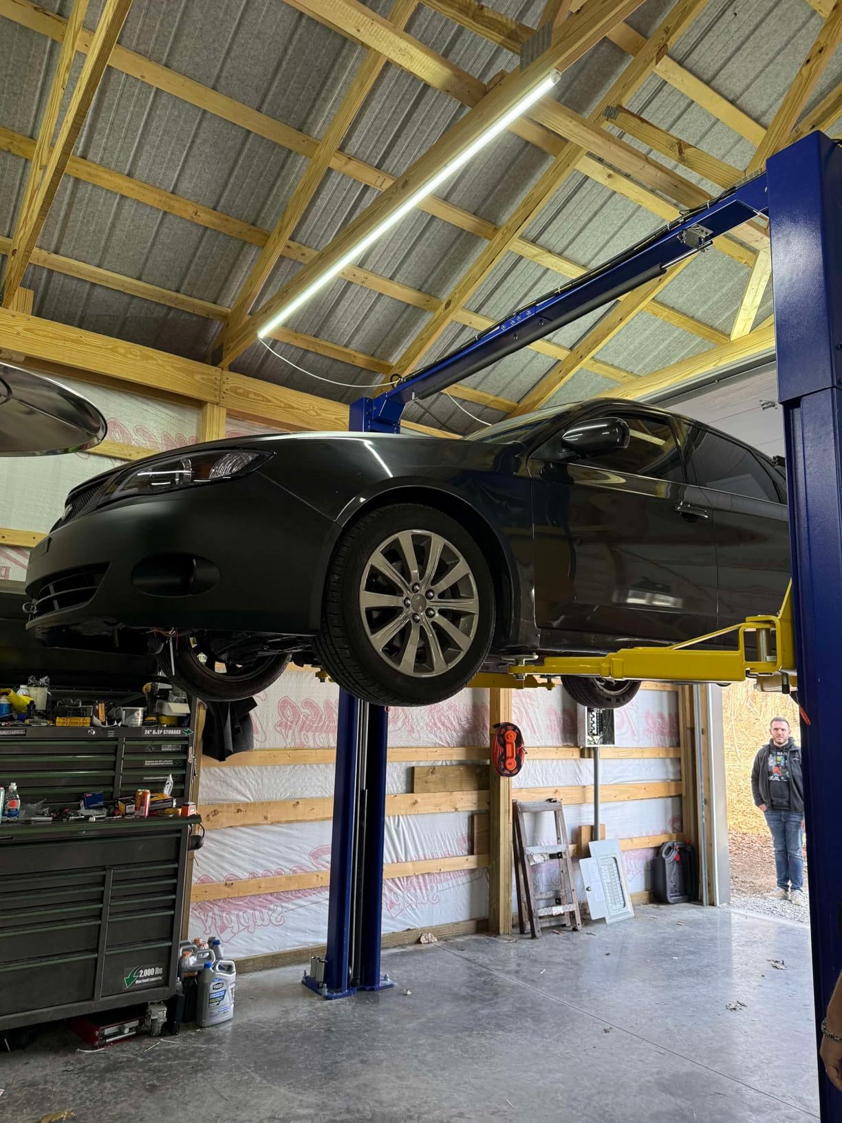APlusLift HW-10KOH-A 10000LB Two Post Overhead Car Lift 3 Year Warranty | 3 Year Parts Replacement (A $499 Value) Rigid Double S Columns. Carriage Stronger Commercial-grade Steel. Clear Floor Design. customer photo 1