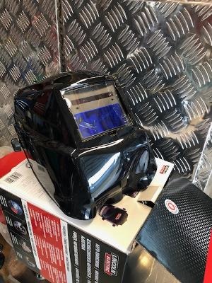 Lincoln Electric K3419-1 Glossy VAR 7-13 W/Grind ADF Helmet, Capacity, Volume, Polycarbonate, 11.12 x 10.25 x 11.87, Black customer photo 1