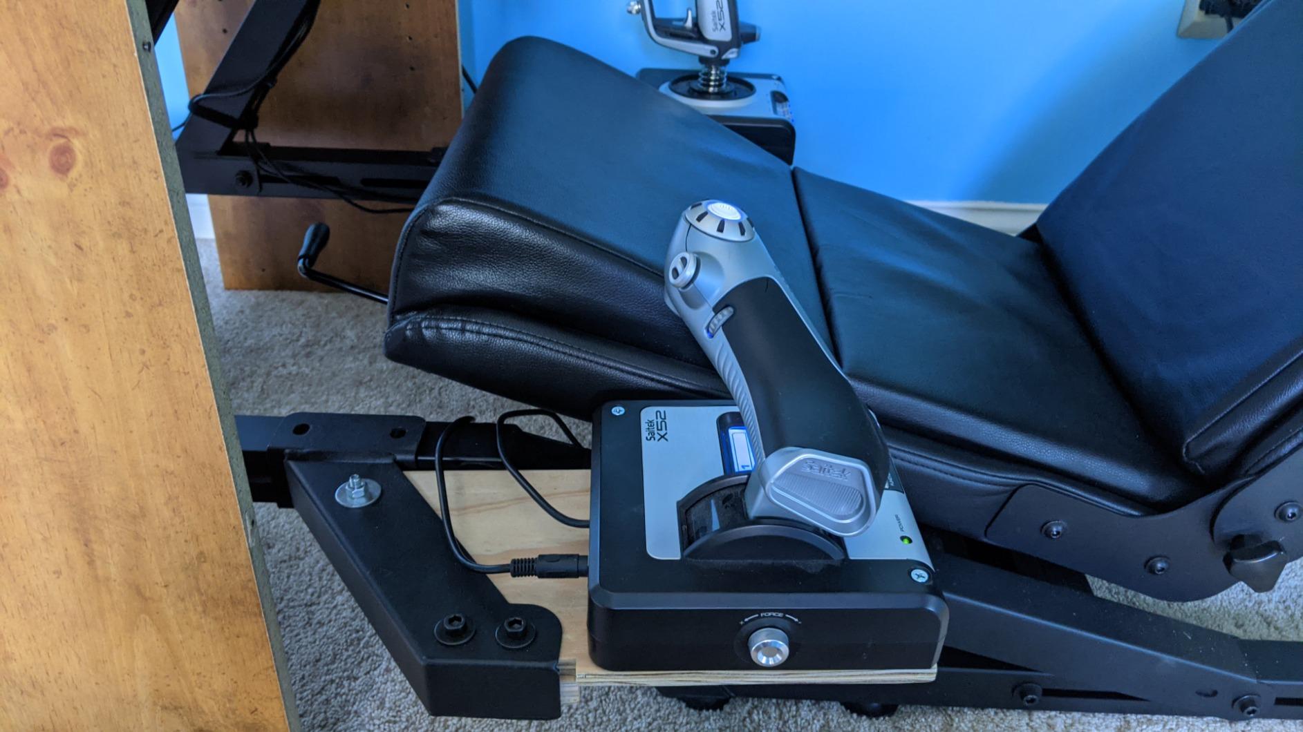 Next Level Racing F-GT Racing Simulator Cockpit - Formula and GT racing simulator cockpit compatible with Thrustmaster, Fanatec, Moza Racing on PC, Xbox and PS customer photo 2