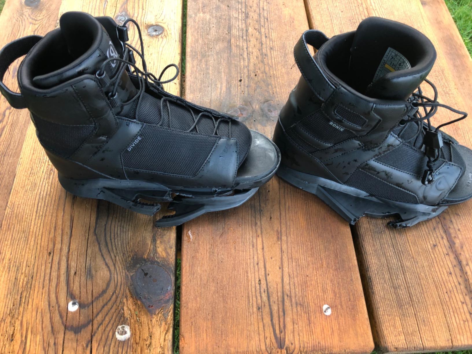 RONIX Men's Divide Wakeboard Boots | Durable Soft Cushioned Bindings with Easy-Entry Lacing System, Open Toe, Universal Fit & Lightweight MainFrame Chassis customer photo 2