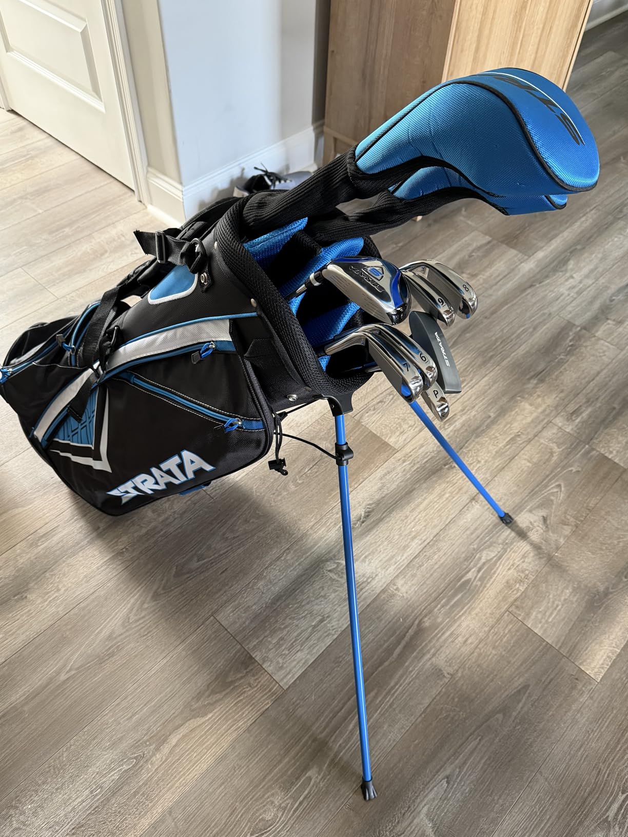 Callaway Strata Complete Golf Set (Men's and Women's) customer photo 1