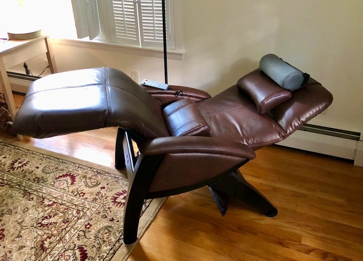 Co zz ia Svago ZGR Plus Zero Gravity Chair (SV395) Vibration Massage Power Recline Memory Foam Pillow Heat Therapy (Chestnut/Black) customer photo 1