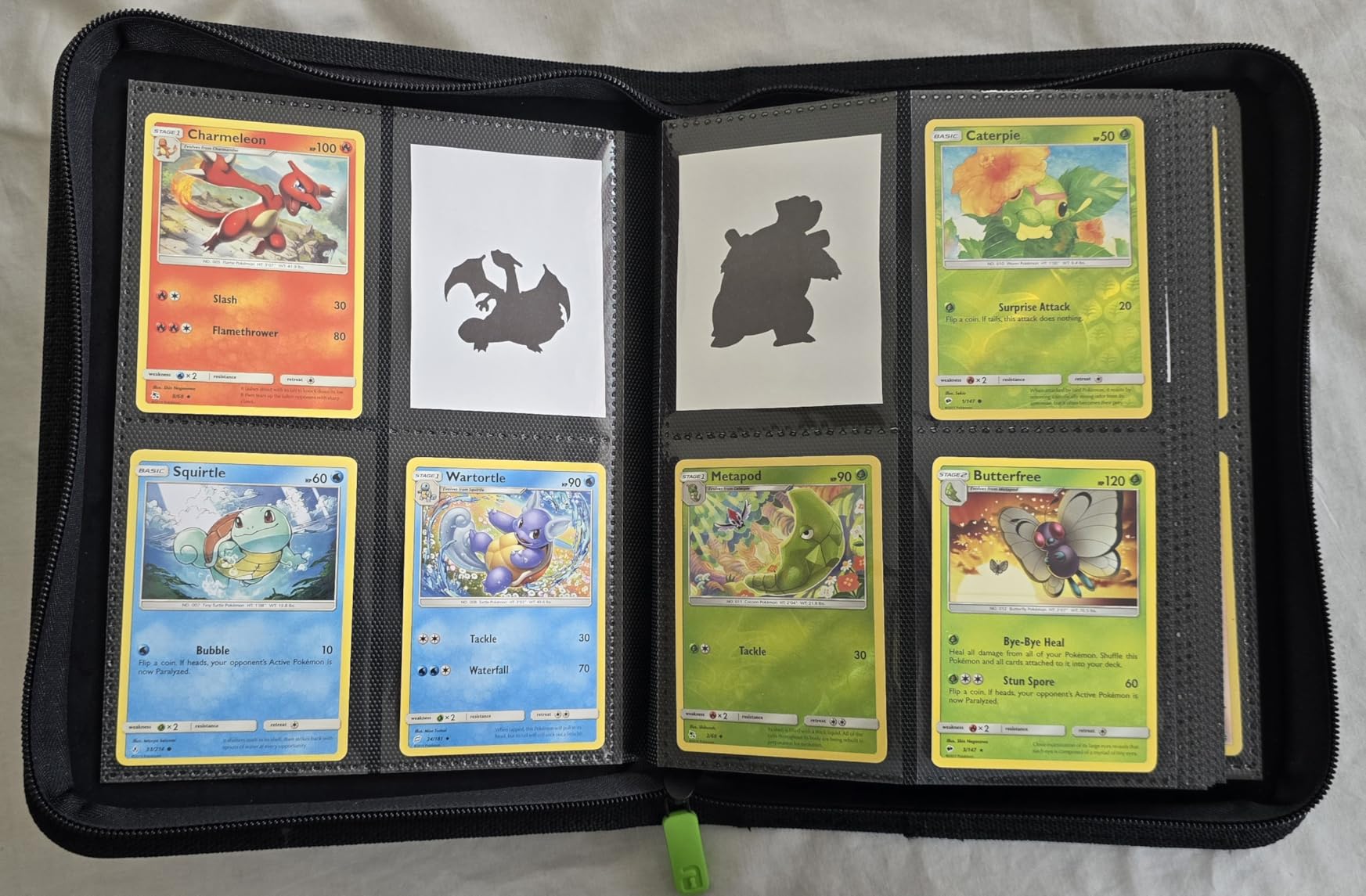 Vault X 4 Pocket Zip Trading Card Binder 160 Cards Exo-Tec (Black) customer photo 1