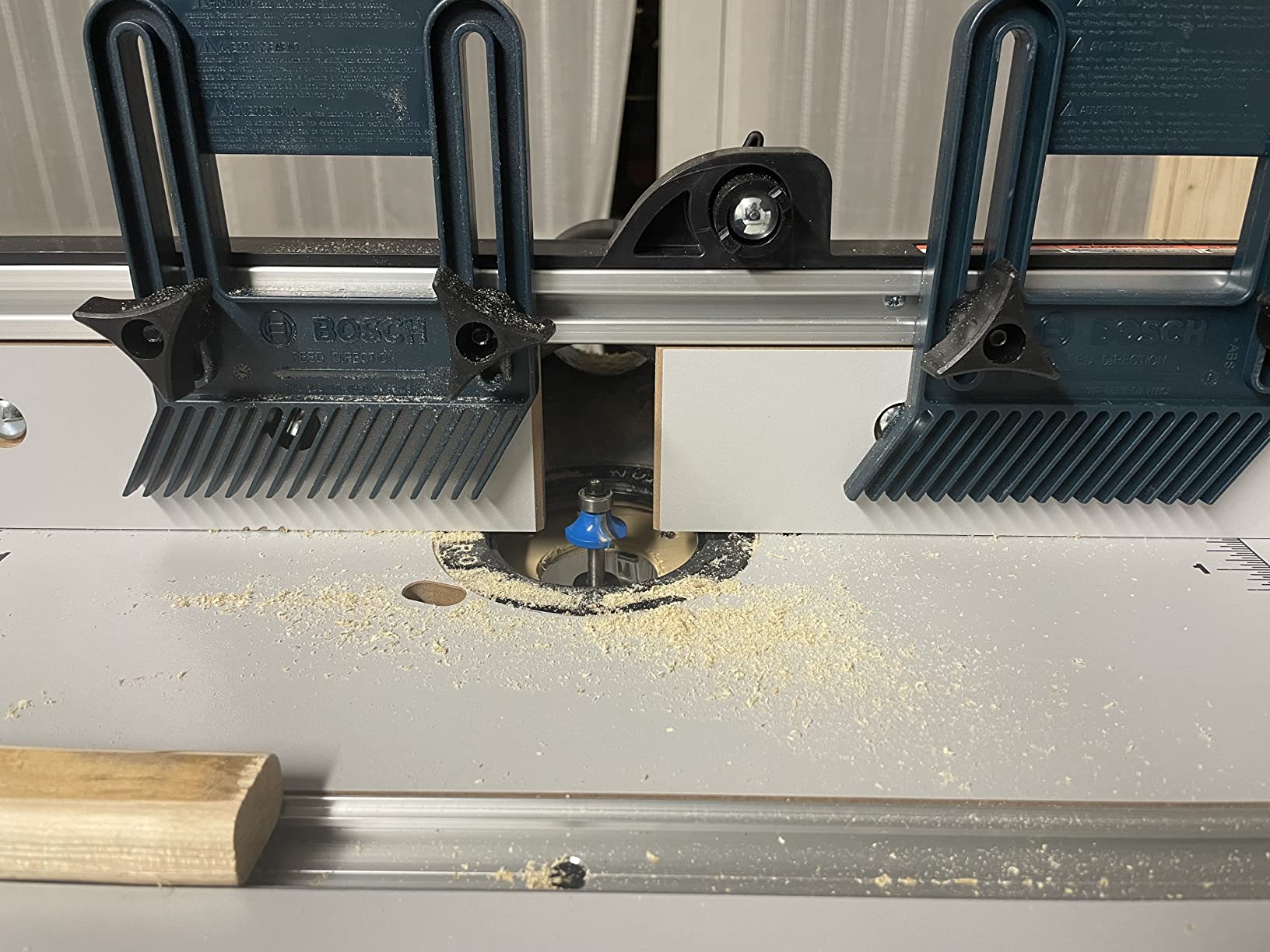 BOSCH RA1141 Portable Benchtop Router Table customer photo 2