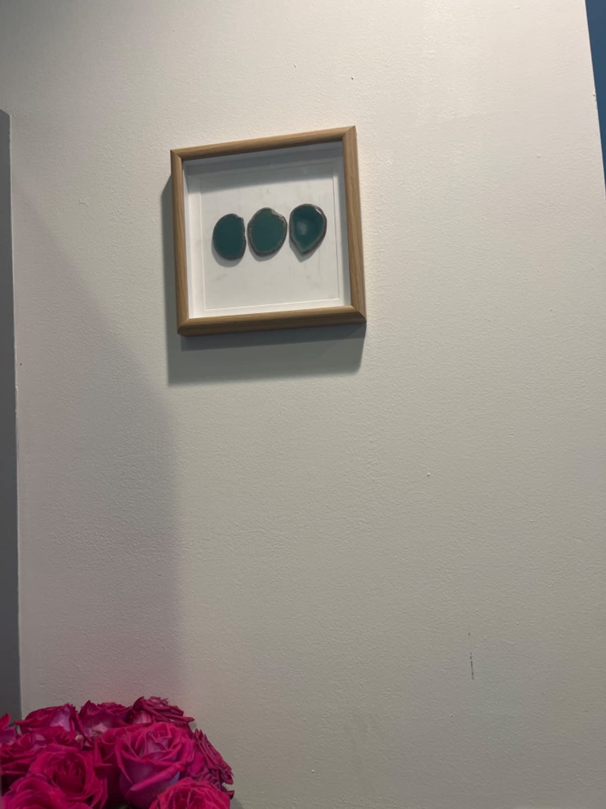 mookaitedecor 8.8 Inch Framed Agate Slices Geode Wall Art Picture Frame | Green Agate Stone, Geode Wall Decor for Living Room Bedroom Home customer photo 2