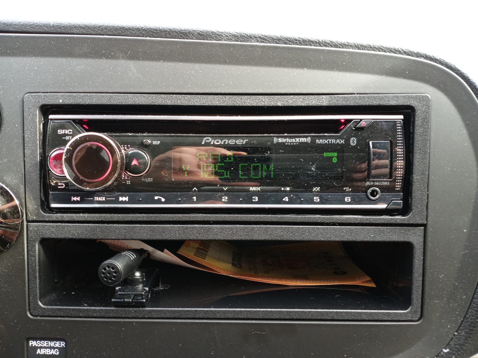 Pioneer DEH-S6220BS 1-Din CD Receiver - Bluetooth, SiriusXM, USB/AUX, Color Change, FLAC, AM/FM, Detachable Face, 13-Band EQ, 50W x 4, Voice Control, Hi-Volt RCA Preouts customer photo 2