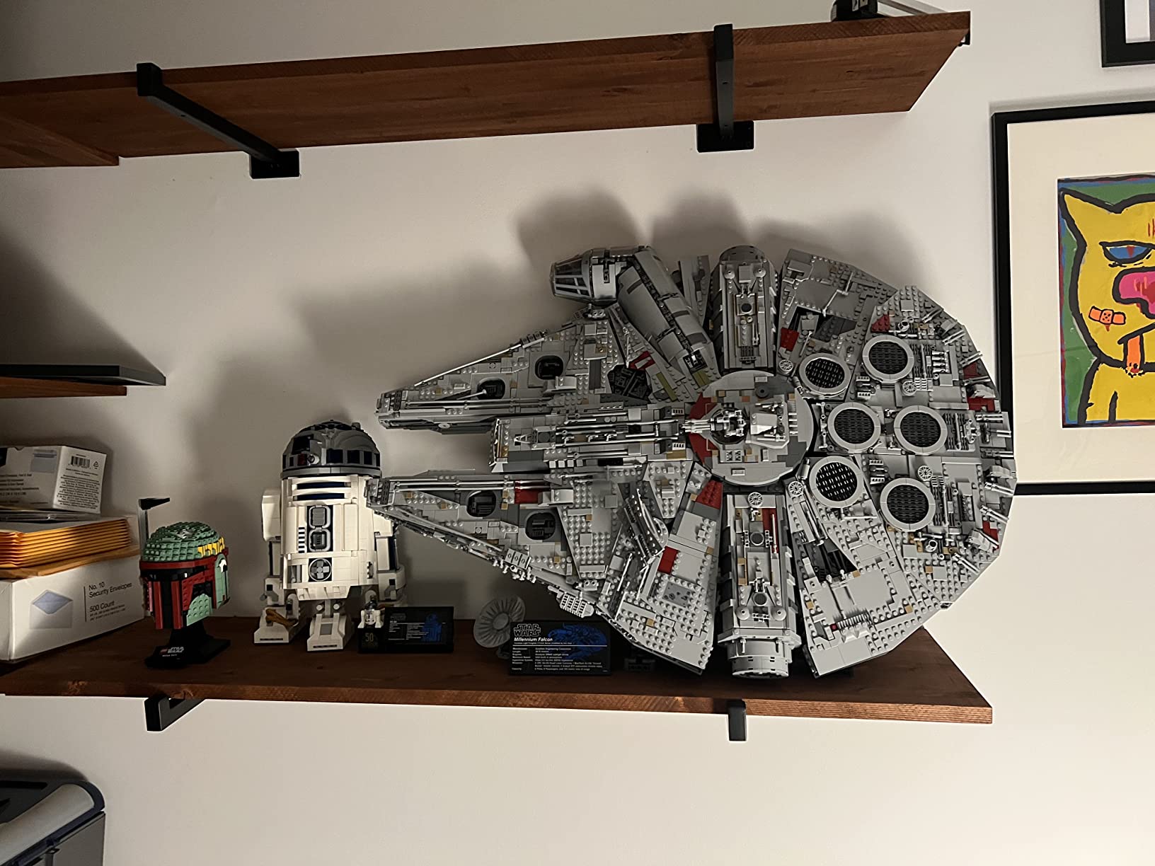 Millennium Falcon Vertical Display Bracket for Lego 75192 Starship Model, Sturdy Stand Building Kit, Best Gift and Movie Collectible for Adults(408 PCS) customer photo 2