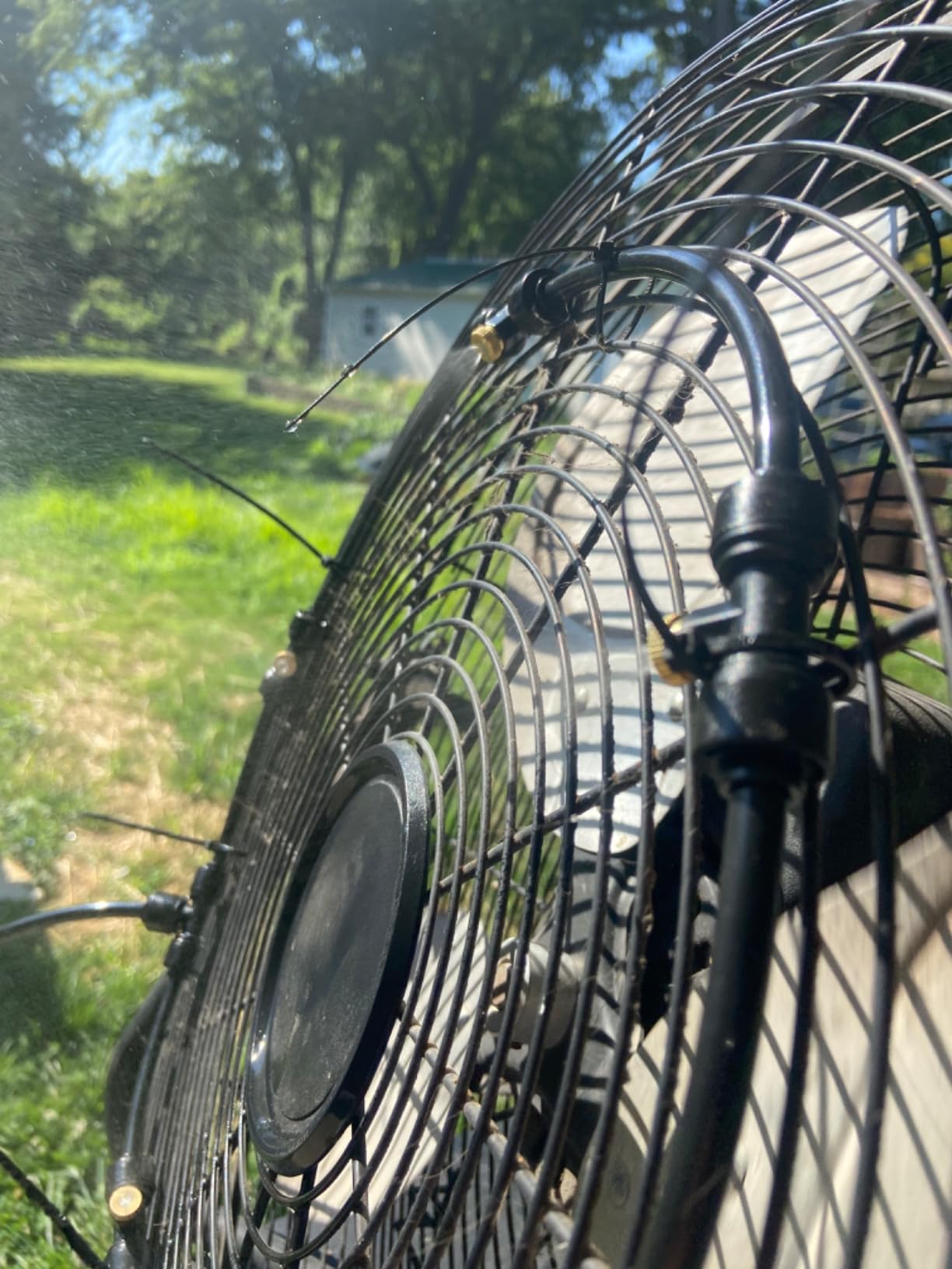 LANDGARDEN Outdoor Misting Cooling System, 49FT Misting Line, 15 Brass Mist Nozzles for Patio Garden Greenhouse customer photo 1