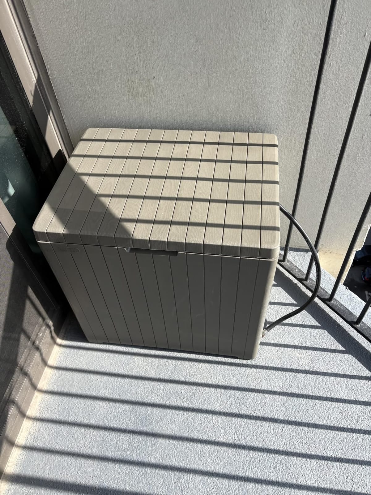 Keter City 30 Gallon Resin Outdoor Storage Box and Patio Furniture Side Table for Pool and Garden Accessories, Brown customer photo 1