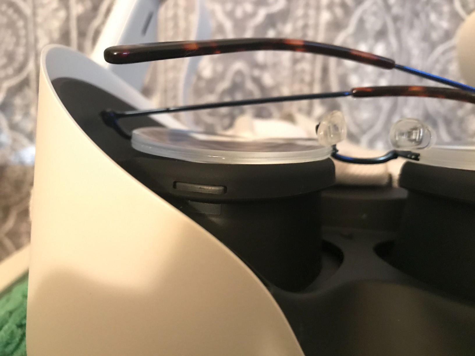 AMVR Glasses Spacer Compatible with Oculus Quest 3S/Quest 2/Rift S Accessories, Soft Silicone Anti-Scratch Ring, Protect VR Lens and Prescription Glasses from scratchings (Not Compatible with Quest 3) customer photo 2