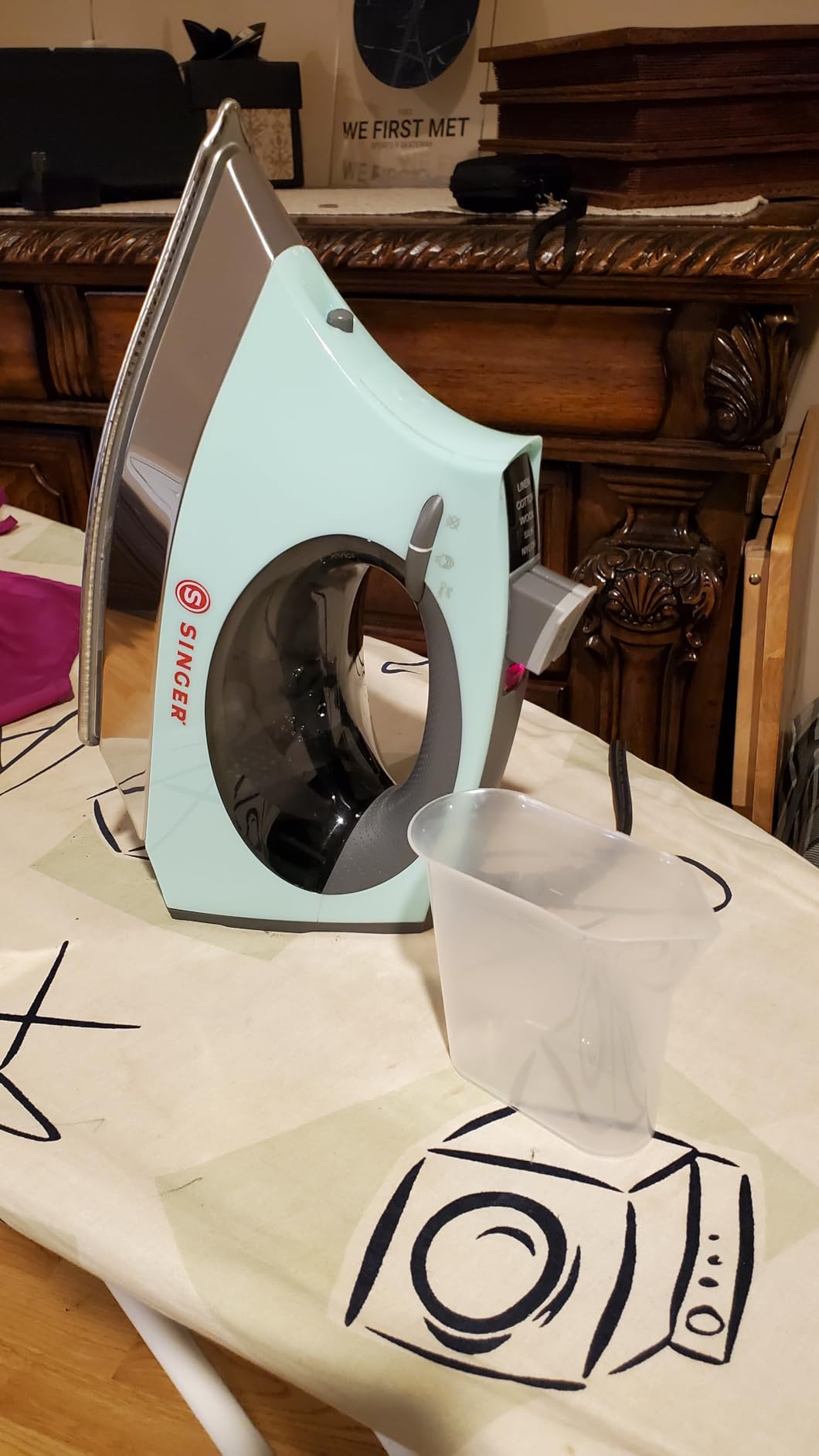 SINGER SteamCraft Plus 2.0 Steam Iron (1800W), Auto Shutoff - Mint/Gray | Onpoint precision tip, stainless steel plate, 300ml tank, 12-foot 360° swivel cord, no-drip easy fill design customer photo 2