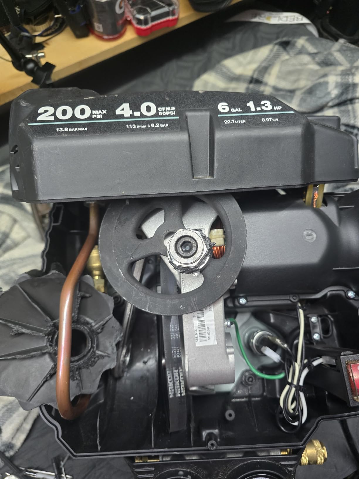 Metabo HPT Air Compressor, THE TANK, Portable Pancake Air Compressor 200 PSI, 6 Gallon Tank, Versatile for Use with Framing, Siding, Finish, Brad or Roofing Nailers, EC914S customer photo 2