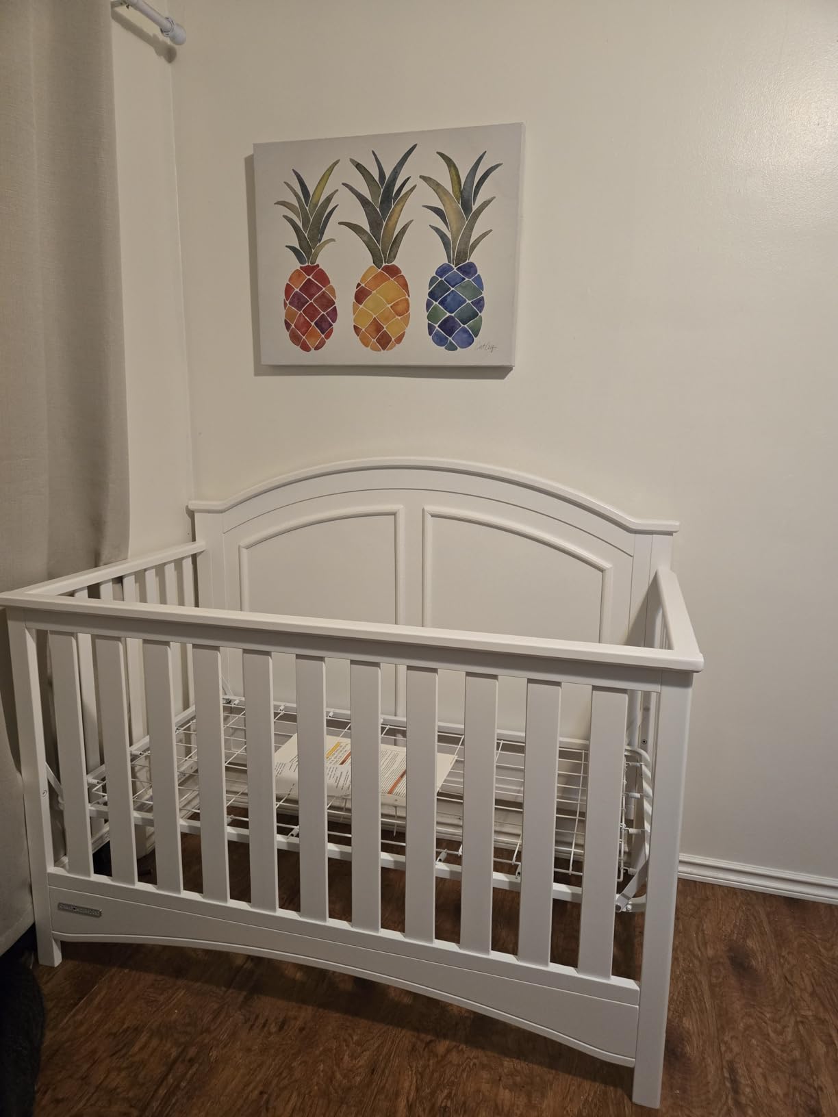 Delta Children Perry 6-in-1 Convertible Crib - Greenguard Gold Certified, Bianca White customer photo 2
