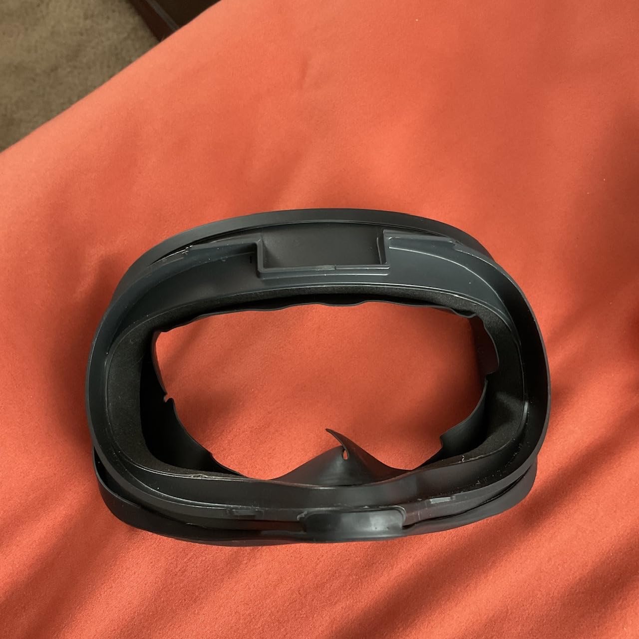 AMVR Face Cushion Pad Replacement Compatible with Oculus Quest 2, Silicone Cover, Sweatproof Washable Lightproof Anti-Leakage VR Face Plate Mask Accessories (Black, Only Cover) customer photo 2