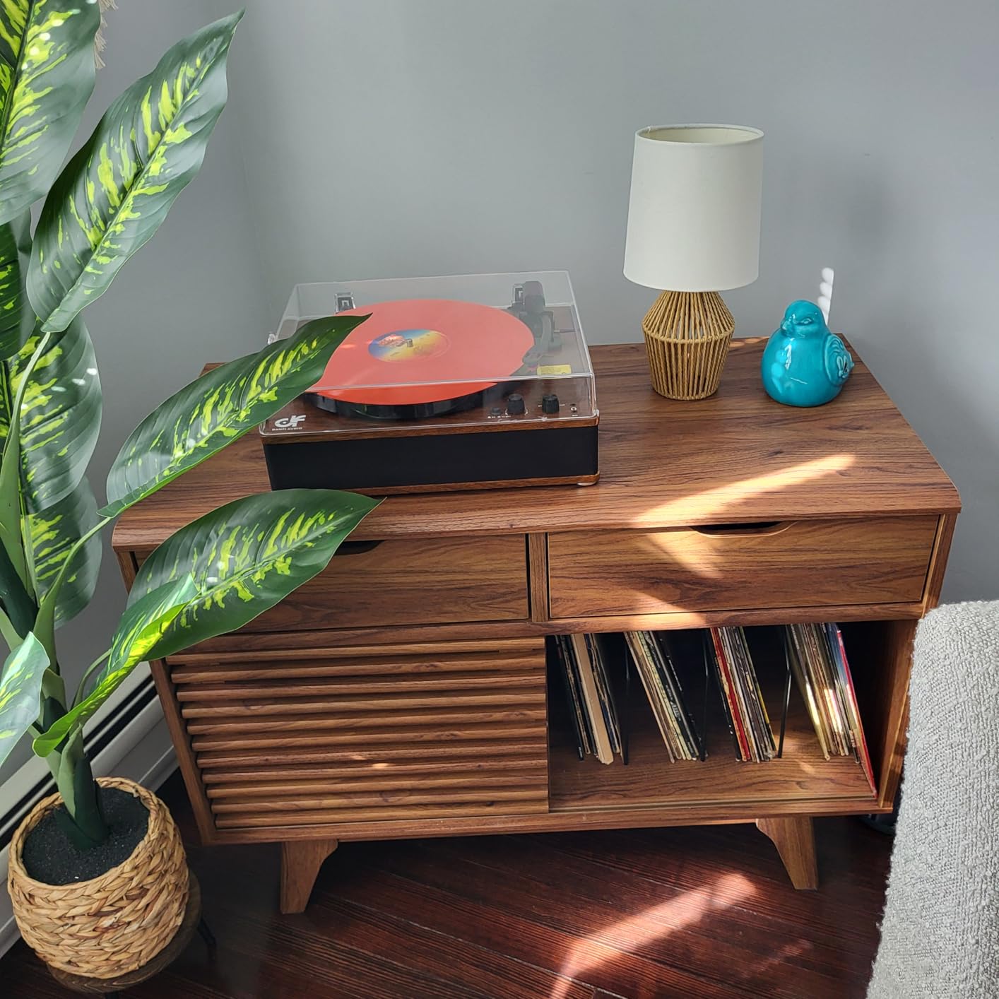 Modway Render Mid-Century Modern Vinyl Record Storage Display Cabinet, 37 Inch, Walnut customer photo 2