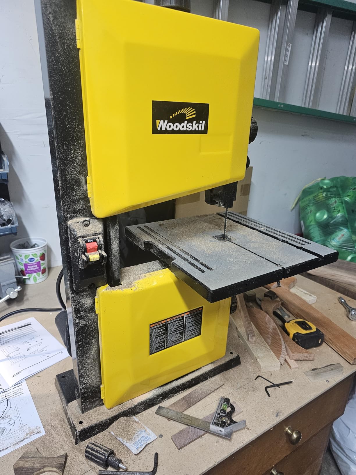 WOODSKIL 9-Inch Band Saw, 3-Amp Benchtop Bandsaw, 2500 FPM Blade Speed customer photo 2
