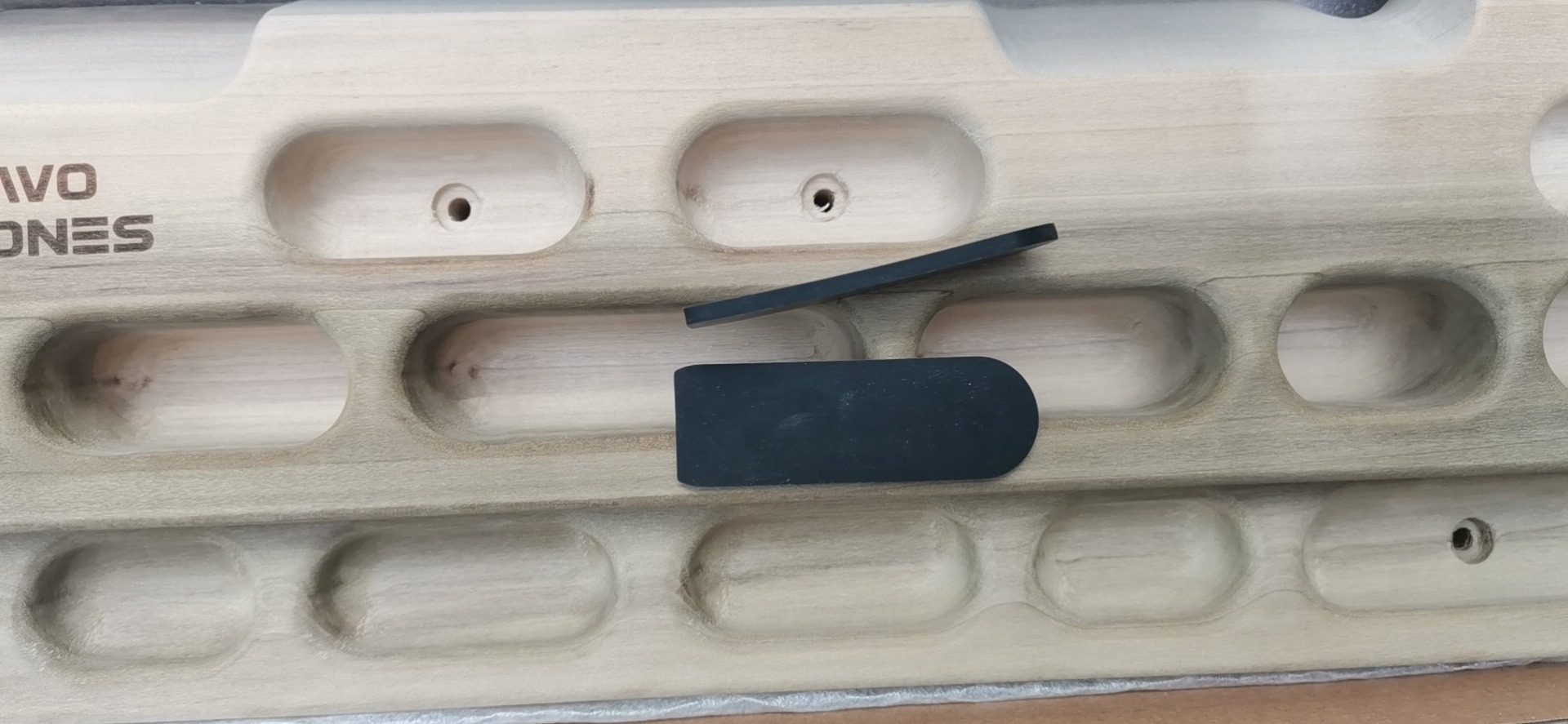 TWO STONES Climbing Hangboard Rock Climbing Training as Climbing Fingerboard with Jugs, Slopes and Edges, Pockets as Door Mounted Training Station Rock Climbing Pull Up Bar customer photo 2