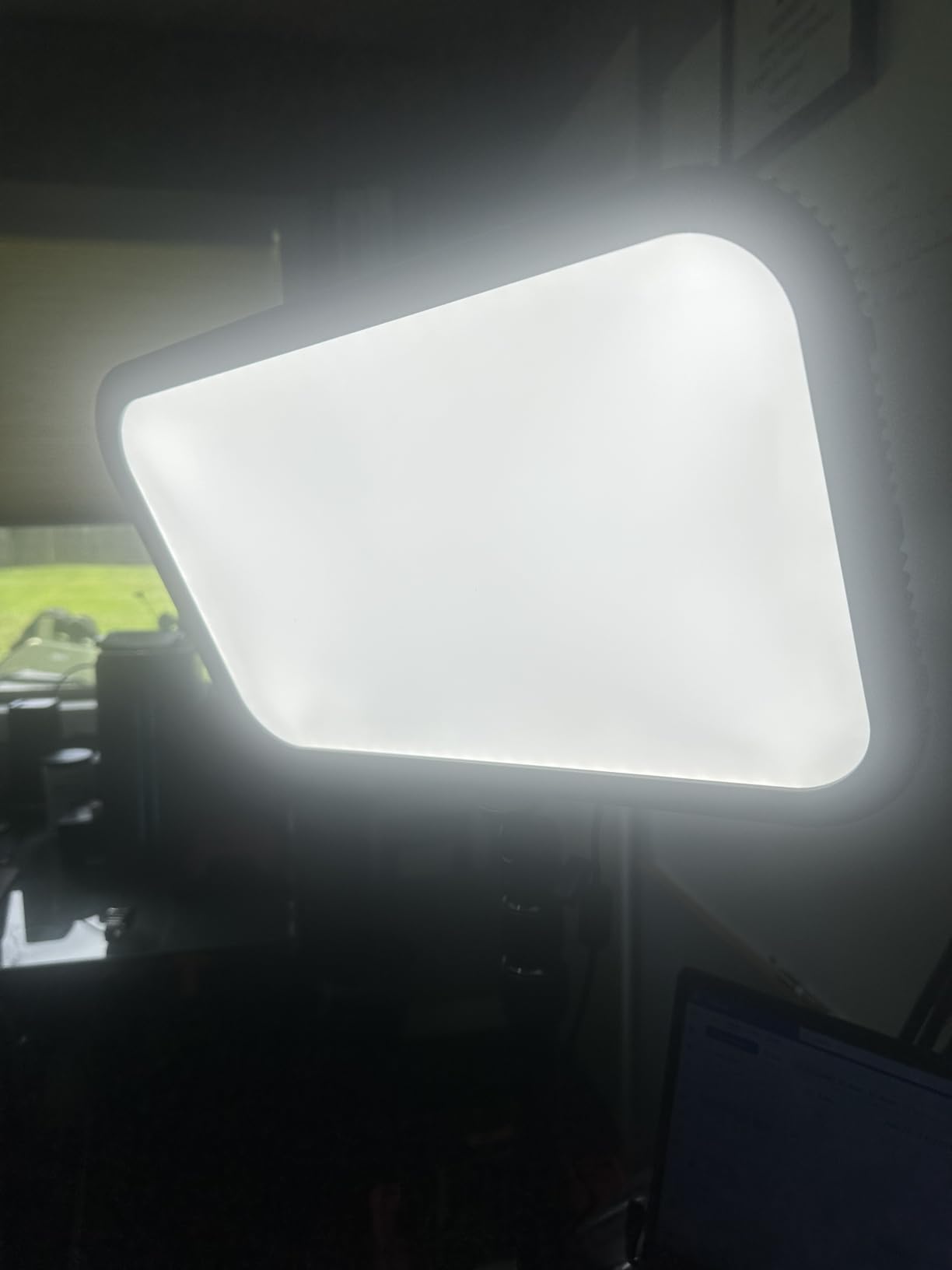 Godox ES45 Desktop LED Key Light for Streaming & Video Calls, Soft Dimmable 2800K-6500K, Magnetic Remote, App Control, Extendable Clamp Stand, Flicker-Free Light for YouTube, Twitch, Zoom & Home Office customer photo 2