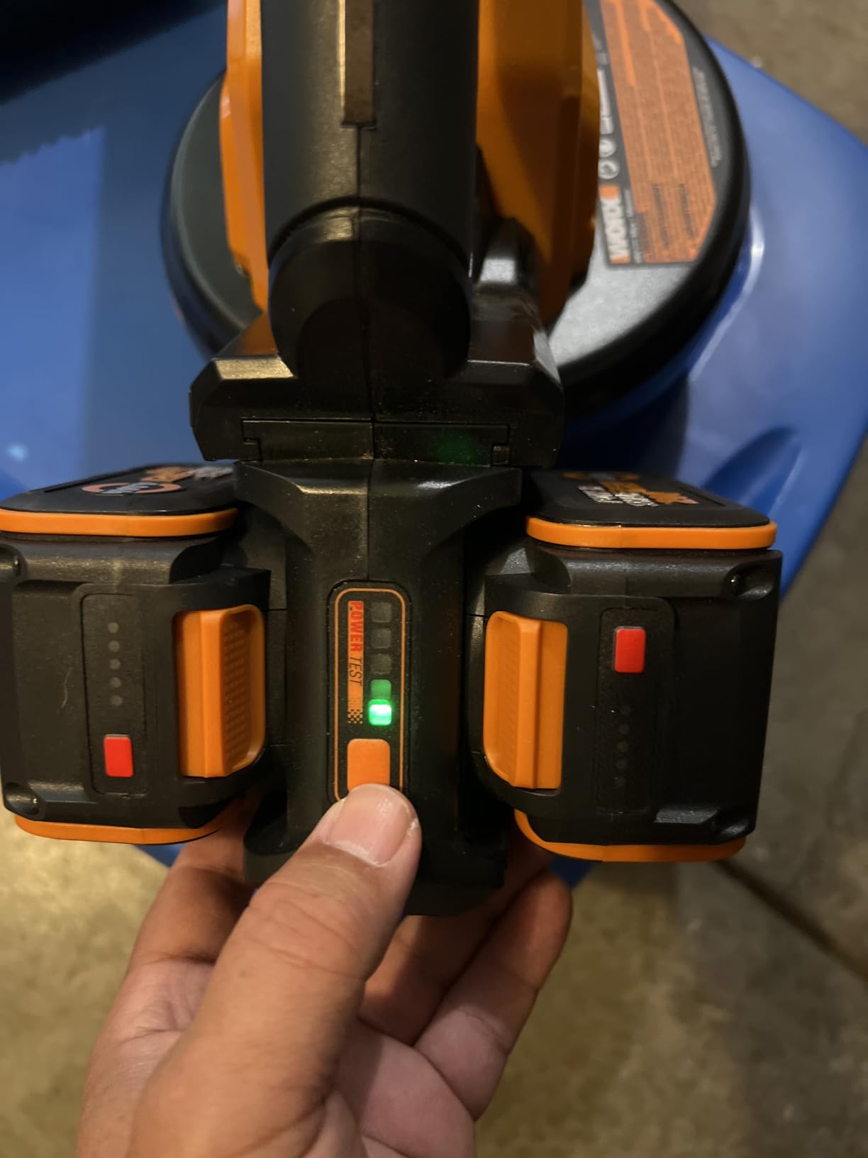 WORX 40V 3-in-1 Cordless Leaf Blower/Leaf Vacuum/Leaf Mulcher, WG583 | Brushless Power, 210MPH Air Speed, Dual-Speed Control, 2 x 4.0Ah Batteries & 4.0Ah Charger Included, PowerShare customer photo 1