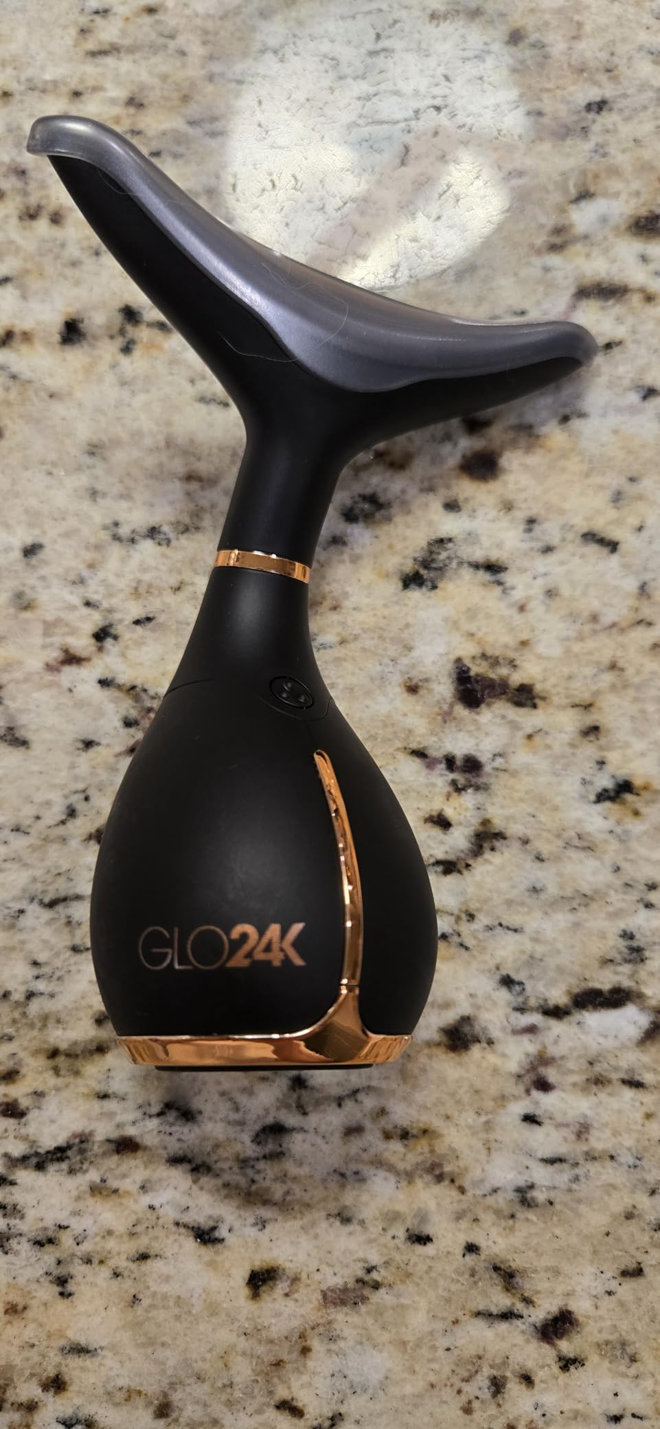 GLO24K LED Facial Massager for Face & Neck - Beauty Wand with LED Light, Vibration & Warm Massage - Cosmetic Skincare Tool customer photo 2
