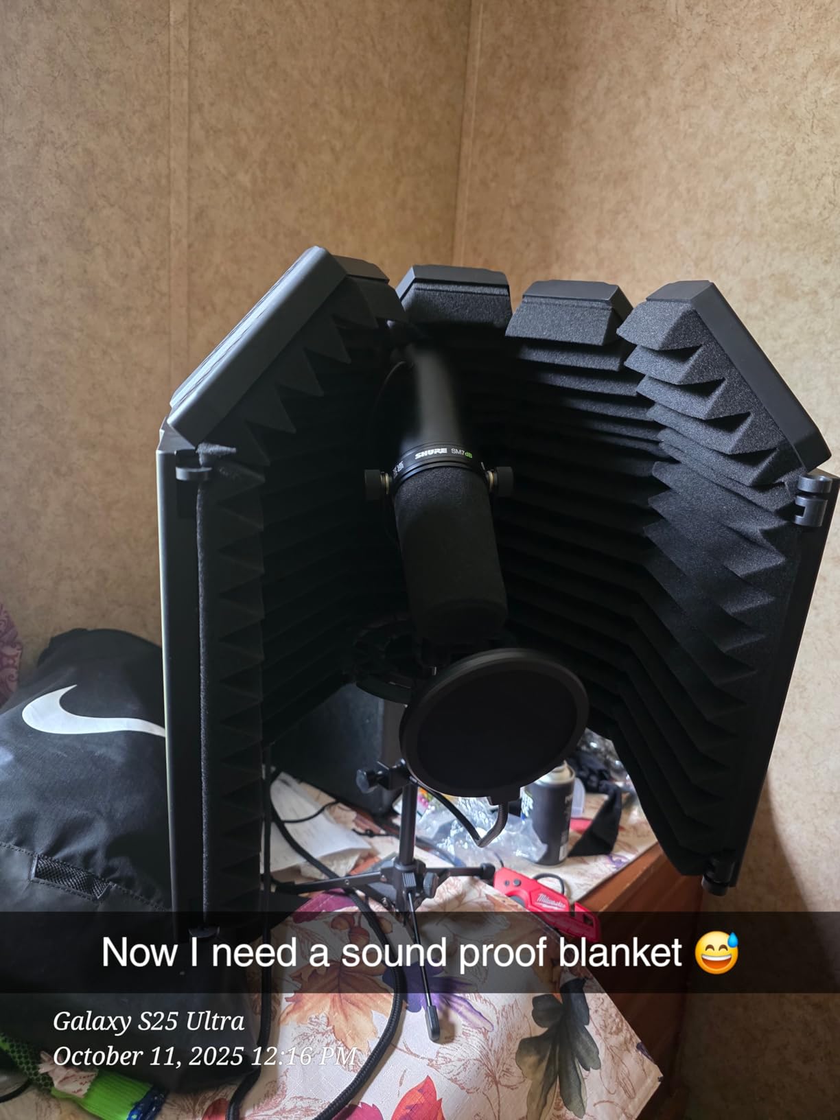 XTUGA MIS02 Recording Microphone Isolation Shield, 5 Panels Soundproof Foam | High Density Pop Filter,Top Enclosed Foldable Soundproof Cover for Condenser Mic Home Studio Equipment,Podcast Recording customer photo 2