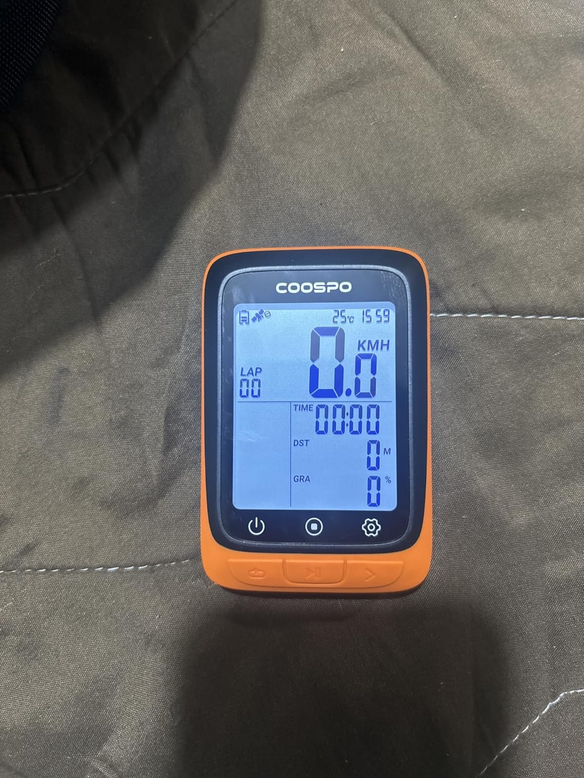 COOSPO Bike Computer Wireless GPS, Cycling Computer GPS Bike Tracker with Bluetooth/ANT+, Waterproof Bicycle Computer GPS Speedometer with Auto Backlight, 2.4 inch LCD Display customer photo 2