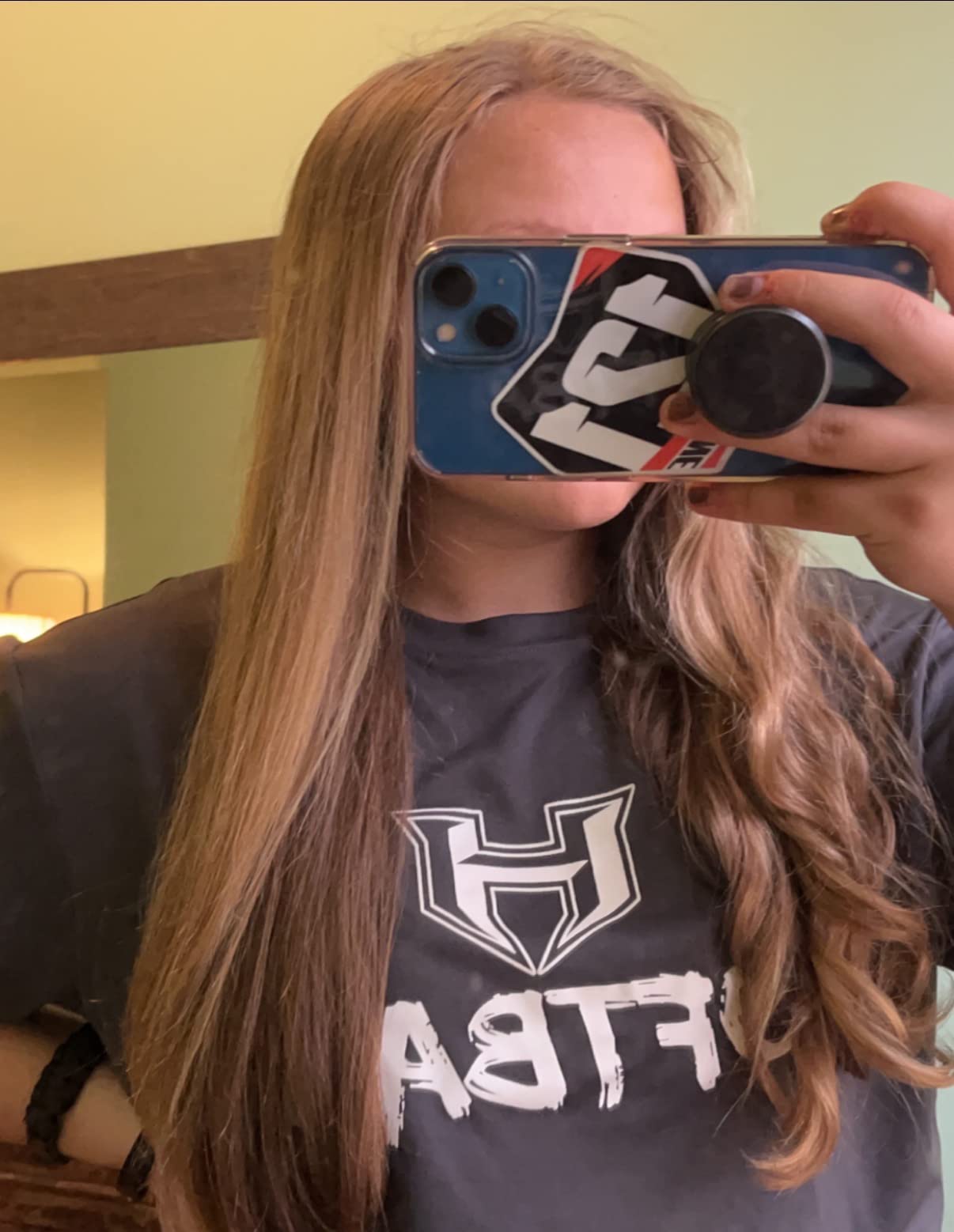 Shark HD120BRN Blow Dryer HyperAIR Fast-Drying with IQ 2-in-1 Concentrator, Styling Brush, and Curl-Defining Deep Diffuser Attachments customer photo 2