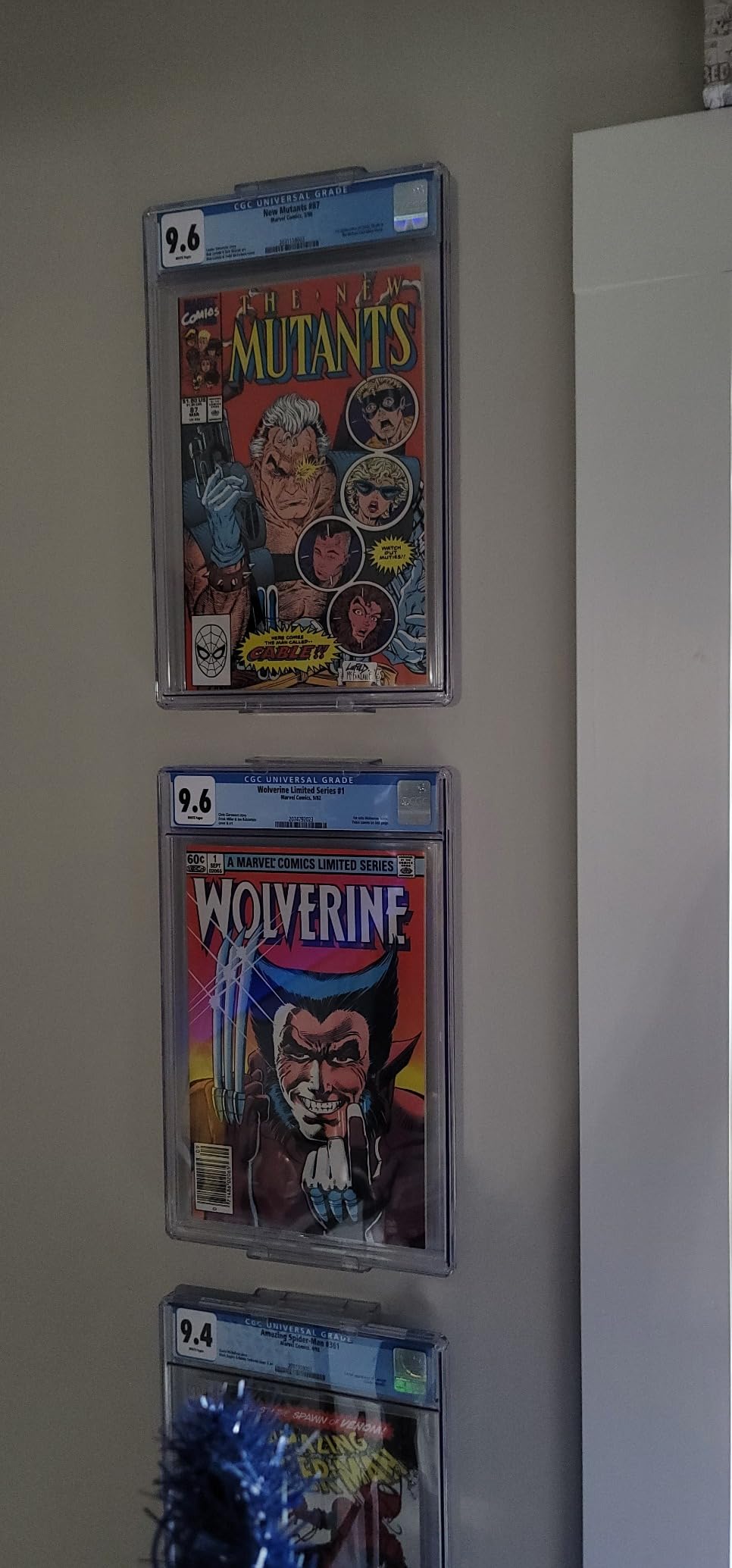 SlabGrabs-Standard Fit 10-Piece Comic Wall Mount (Holds 5 Slabs), Active-Grip Security Lock, Heavy Duty Crystal-Clear Floating Display for PSA, CBCS & Pre-2024 CGC Cases - Not for Thick Slabs customer photo 1