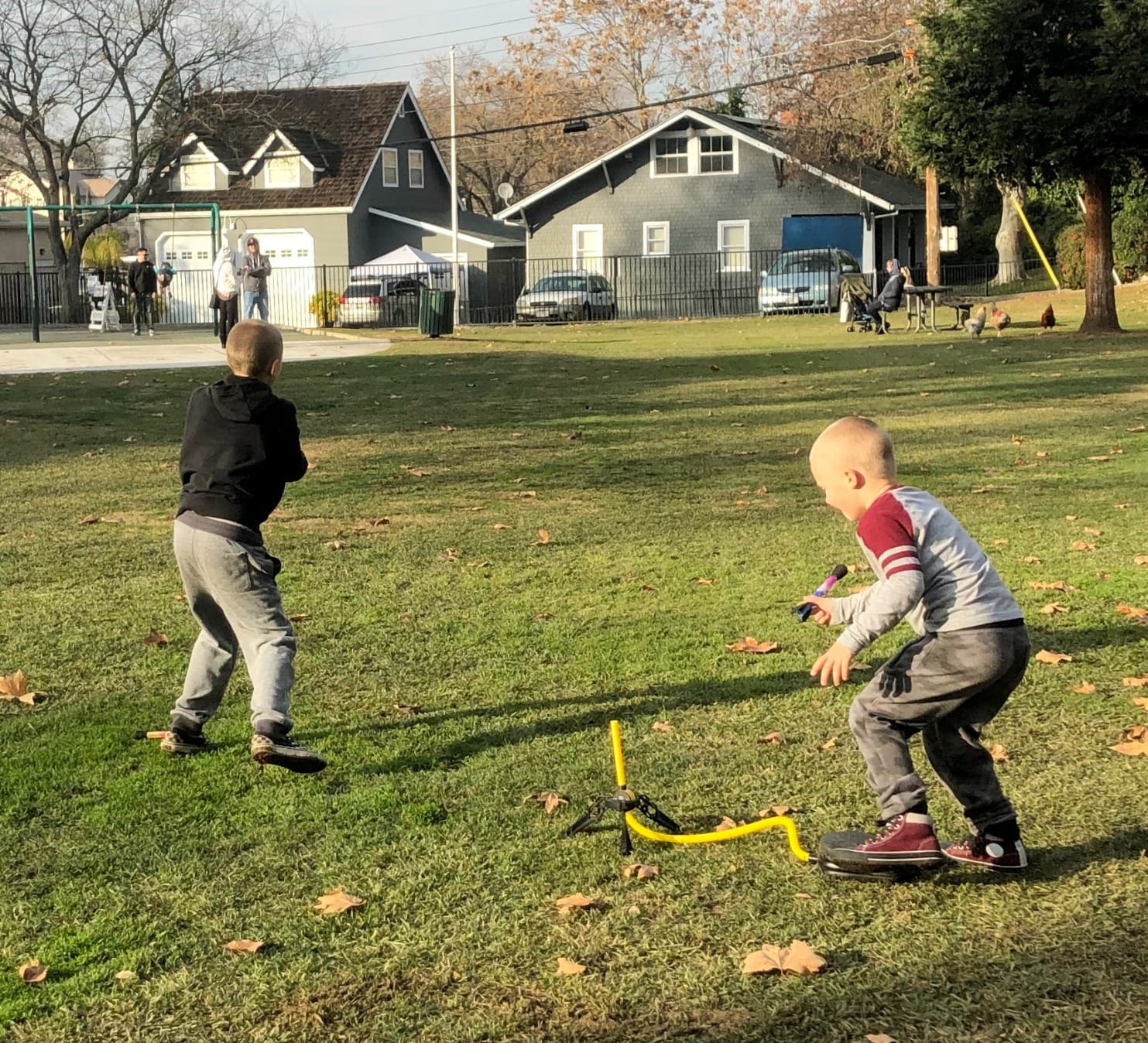 National Geographic Motorized Rocket Launcher for Kids Ages 8-12, Launches Up to 200 Feet, Rechargeable Motor, 3 Flight Settings, Safe Helicopter Landing, Outdoor Space Toy customer photo 1