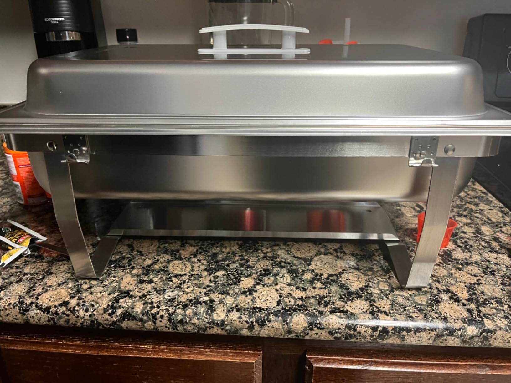 Alpha Living 4 Pack Chafing Dish Full Set – Stainless Steel Catering Chafer with Lids, Pans & Fuel Holders – Buffet Food Warmers for Parties, Events & Weddings – Alpine Gray Handles customer photo 1