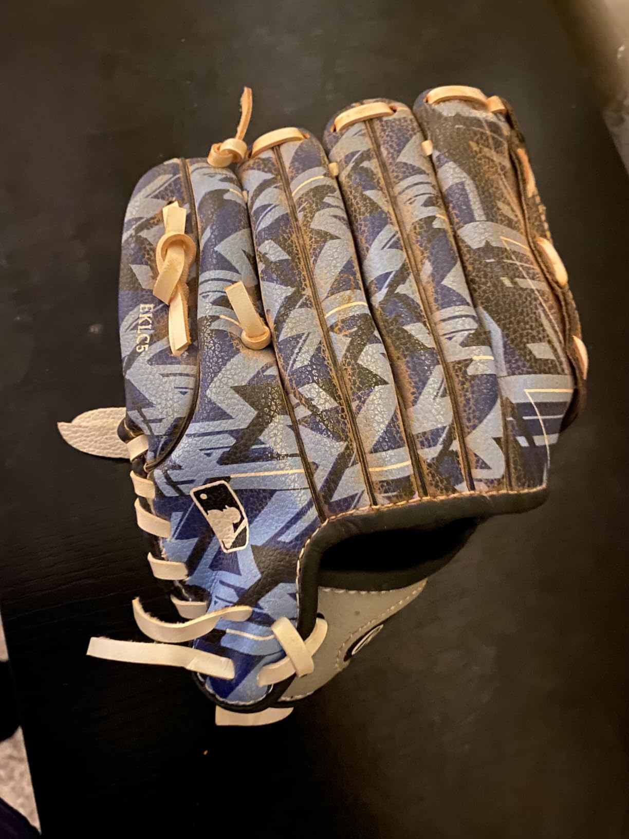 Rawlings | Remix T-Ball & Youth Baseball/Softball Glove | Sizes 9