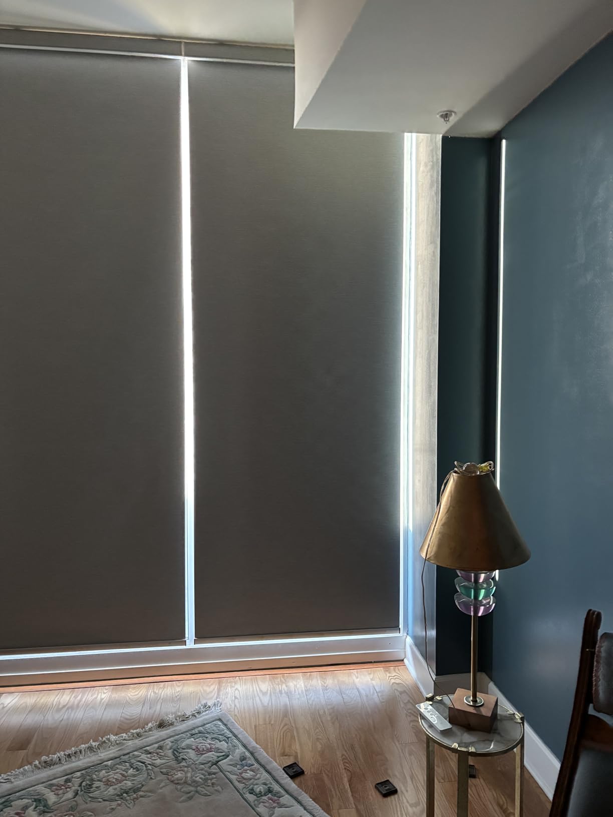 SmartWings Motorized Roller Shades Work with HomeKit, 100% Blackout Window Shades, Cordless Wireless Remote Control Roller Blinds for Smart Home and Office, Essential Grey, Customized Size customer photo 1