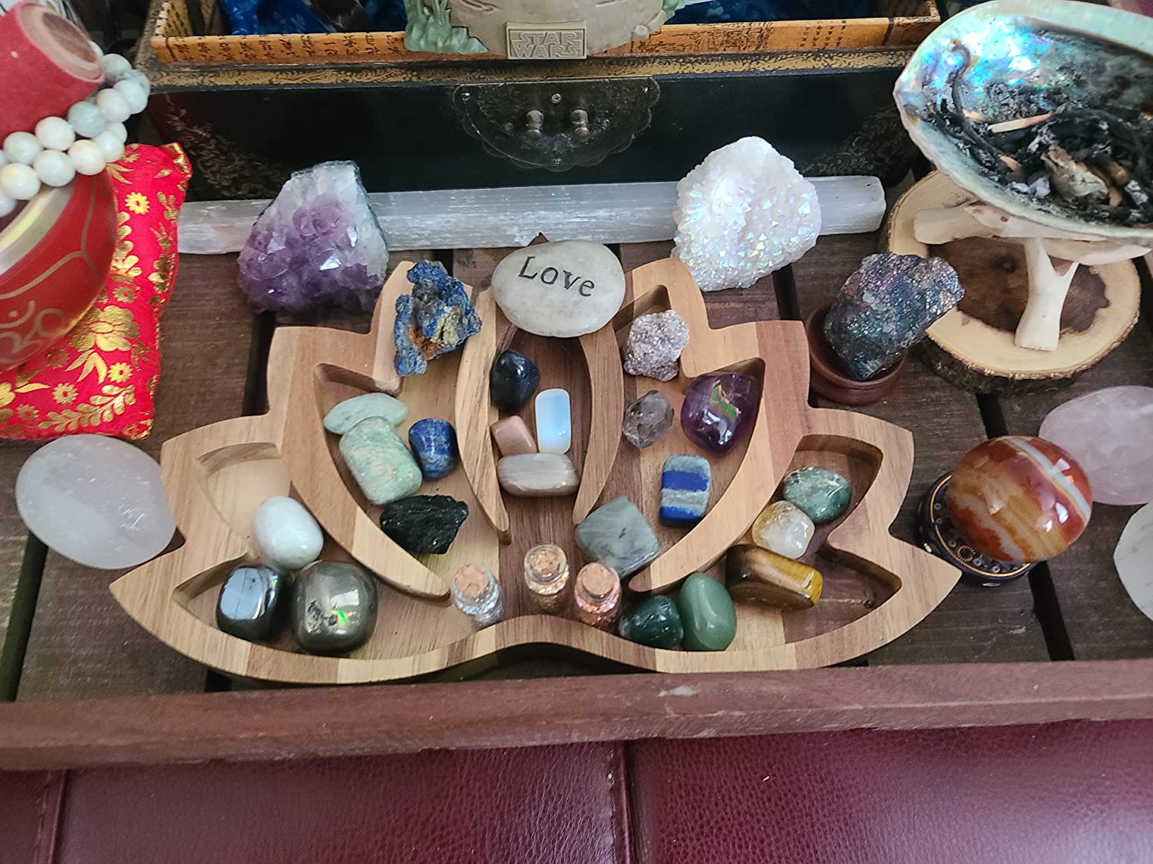 Crystal Display Tray, Lotus Crystal Holder, Rock Display, Horizon 11