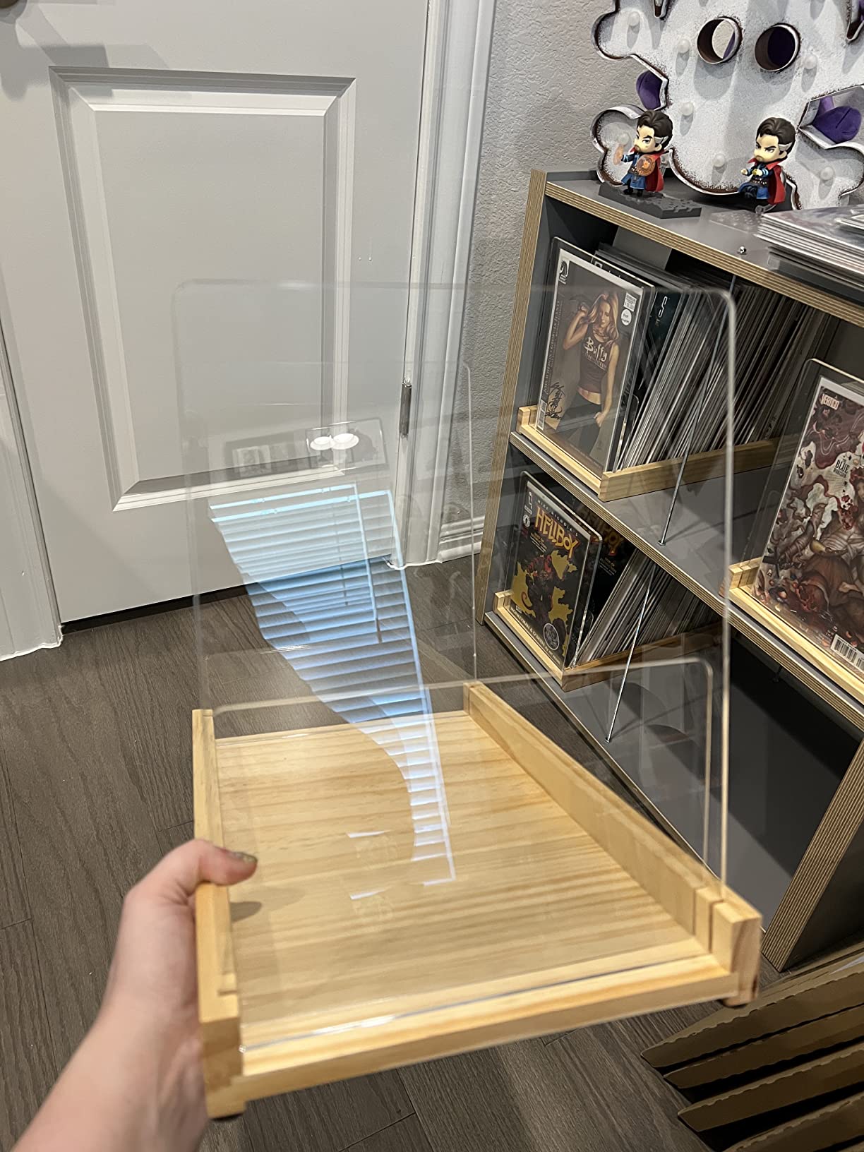 Patented Comic Book Storage Holder - Wooden & Acrylic Display Box/Case for Collectors - Organizer for Comics, Magazines & Books - Holds 150 Issues, 14.5x8 in (Dark Walnut) customer photo 1
