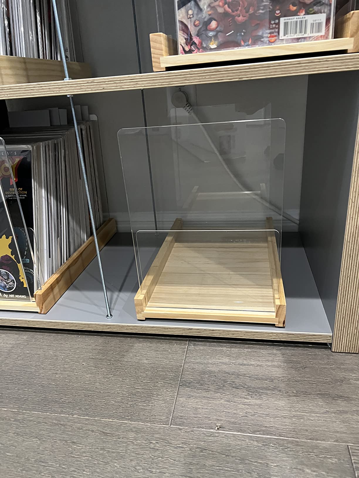 Patented Comic Book Storage Holder - Wooden & Acrylic Display Box/Case for Collectors - Organizer for Comics, Magazines & Books - Holds 150 Issues, 14.5x8 in (Dark Walnut) customer photo 2