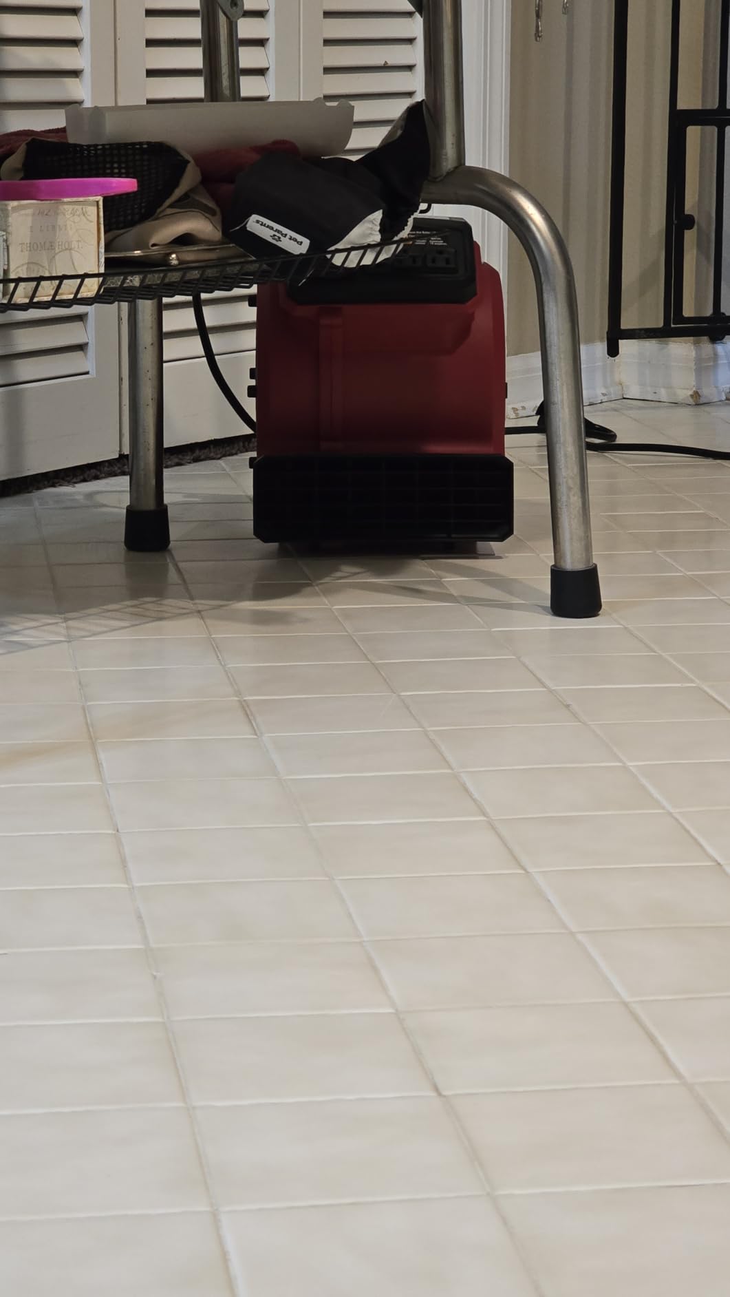 Vacmaster AM201R Aero Air Mover and Fitness Fan With Remote Control 550 CFM customer photo 1
