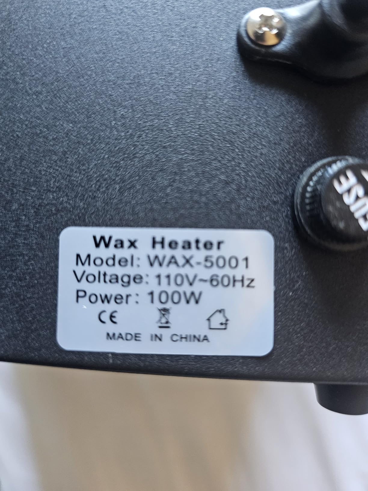 Larger Waxing Warmer 3L Single Pot Wax Heater Hold 5.5 Lbs for Hair Removal | Large Single Pot Wax Melter for Wax Bean Wax Block Canned Wax etc., Rapid Heating, Adjustable Temperature, 100 Sticks, White customer photo 1