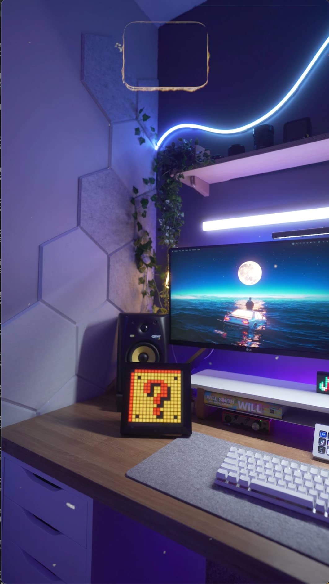 Divoom Pixoo LED Pixel Display Panel for RGB Light Bars, Gaming Decor Gift | Smart App Control, Cool Animations, PC & TV Desk Setup, RGB Light Bar Decor, Gaming Room Display customer photo 2