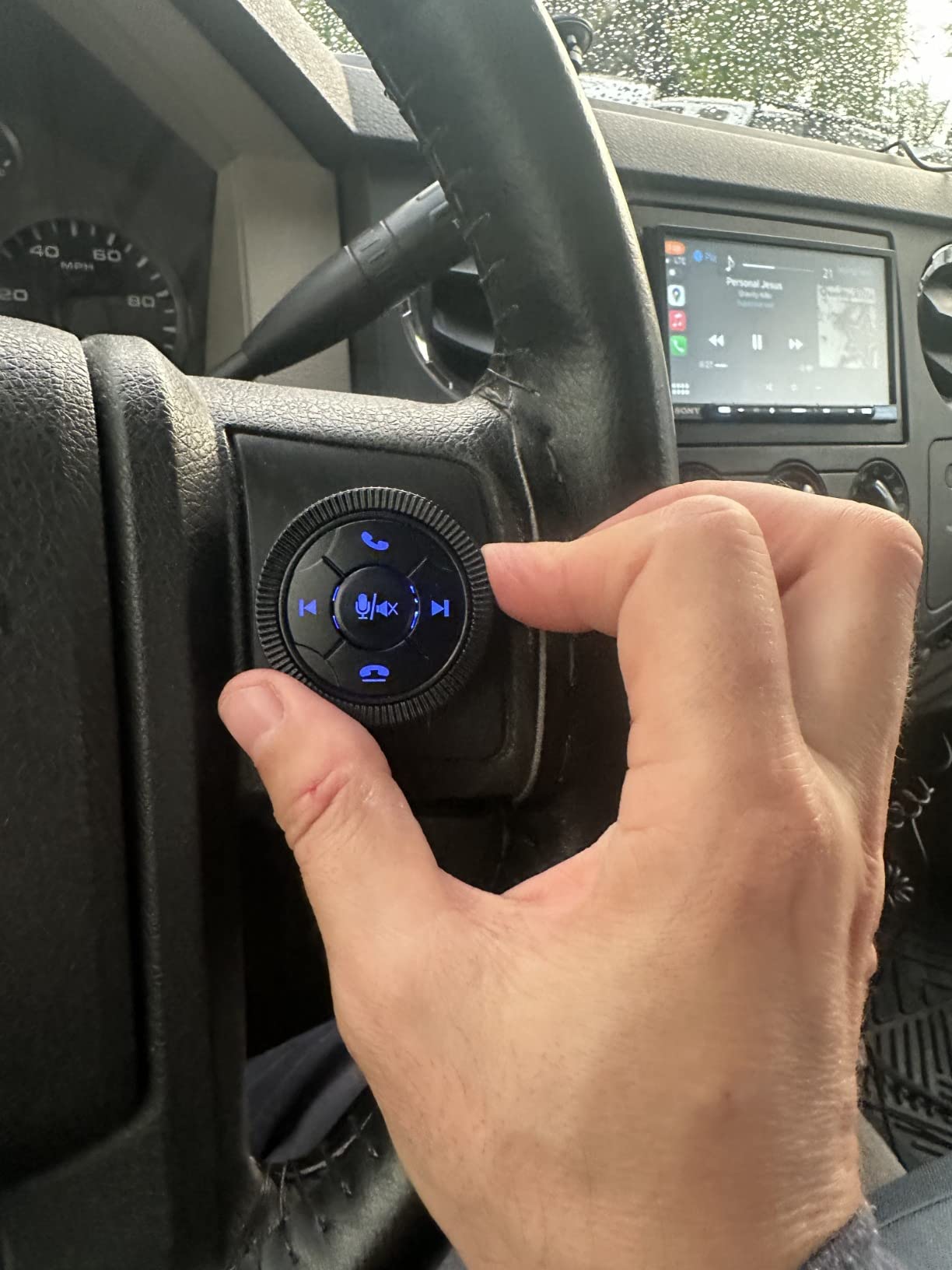 Sony XAV-AX4000 7-Inch Multimedia Receiver with Wireless Car Play/Android Auto and Maestro Ready (XAVAX4000) customer photo 2